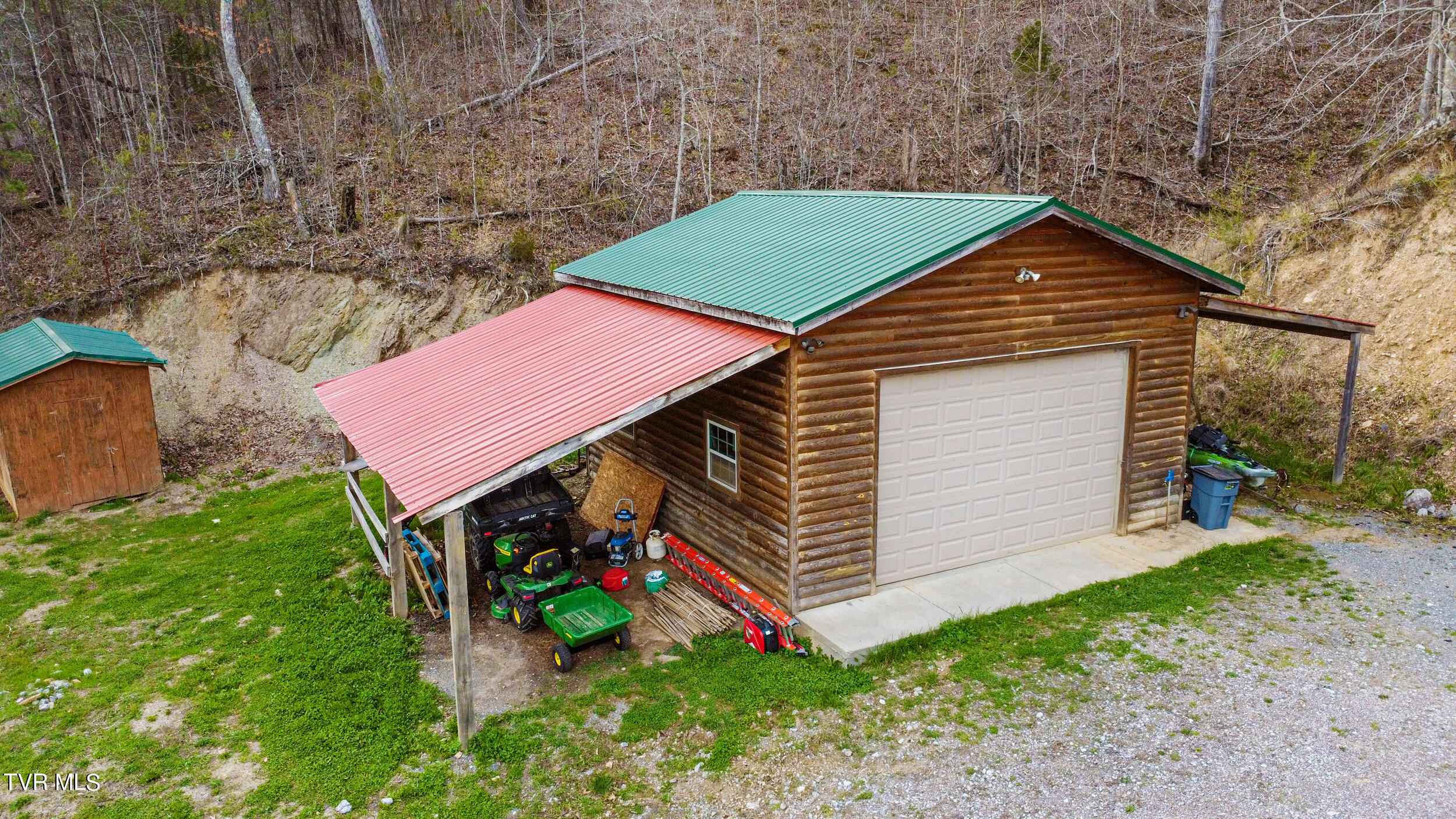 6938 War Creek Road