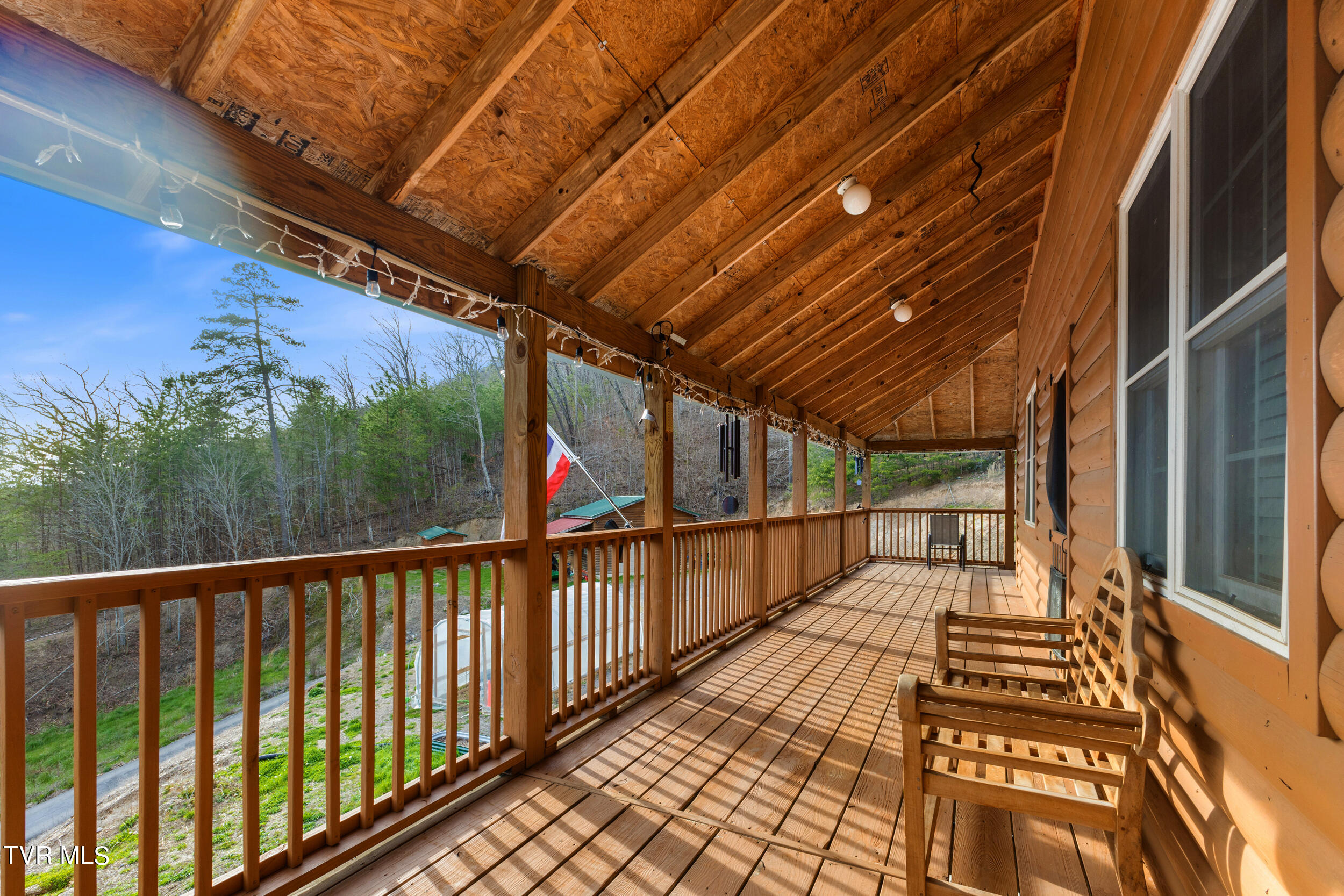 6938 War Creek Road