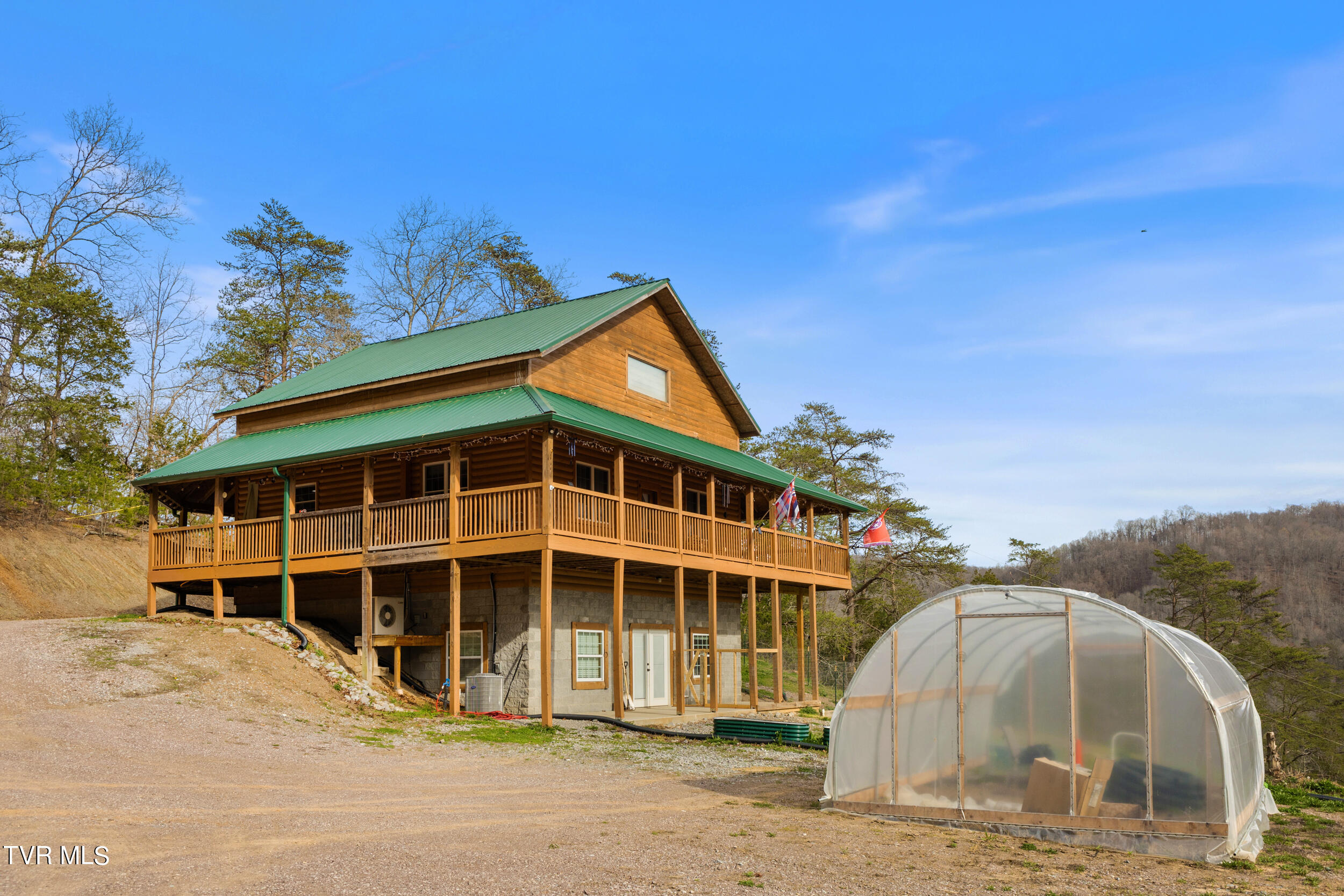 6938 War Creek Road
