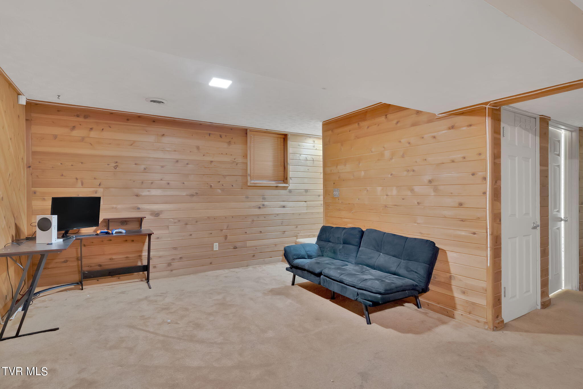 2623 Lakemont Circle