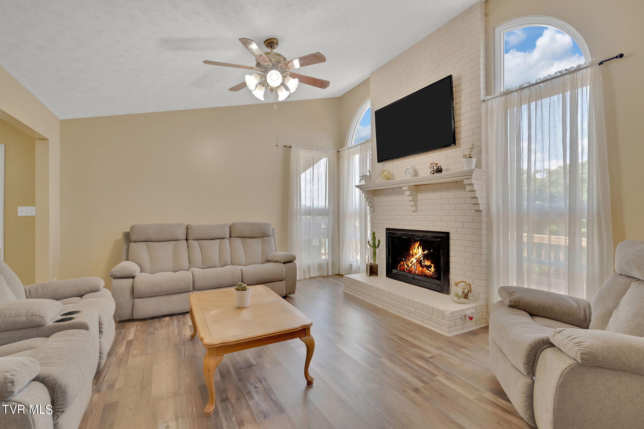 2623 Lakemont Circle