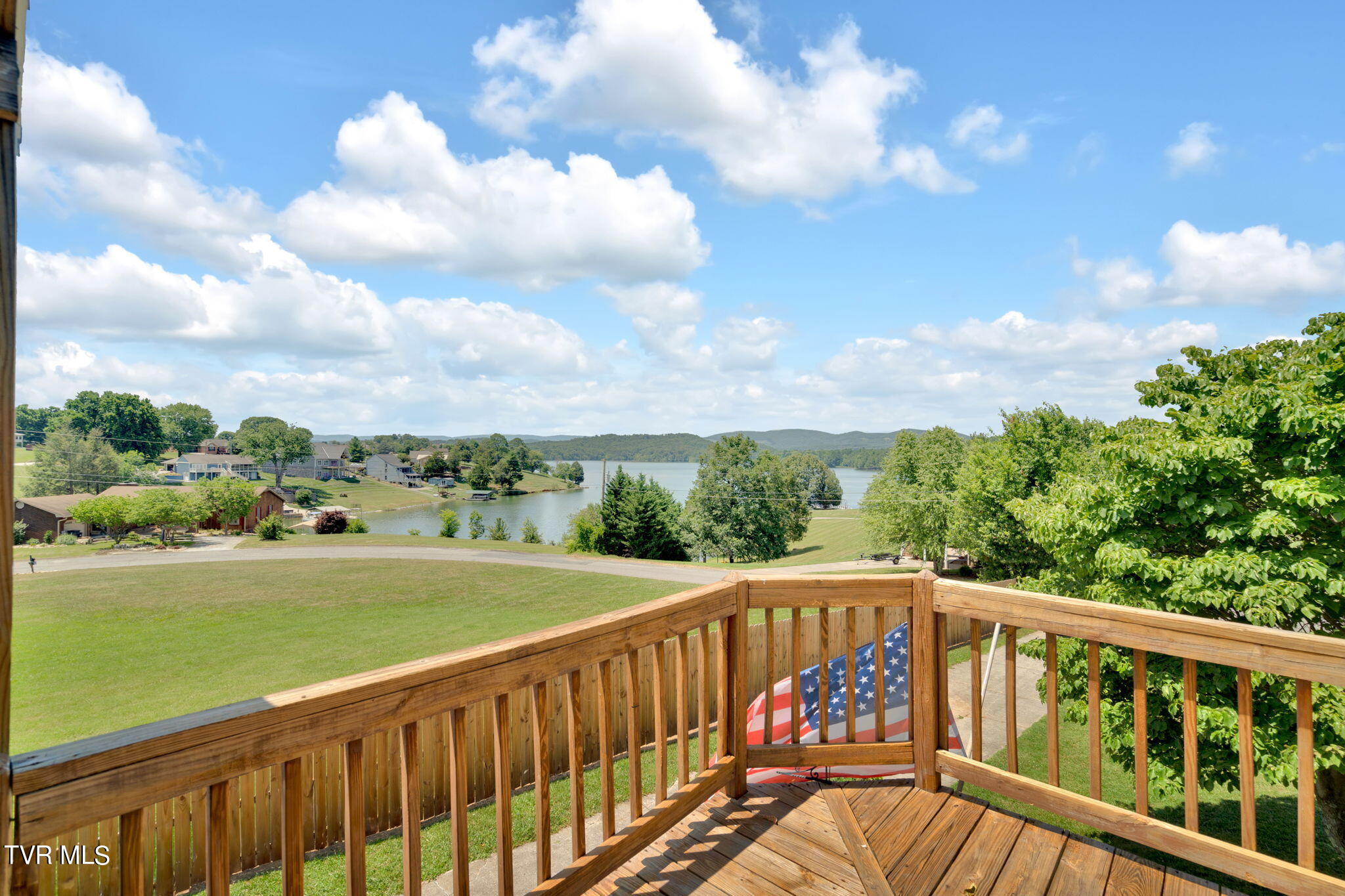2623 Lakemont Circle