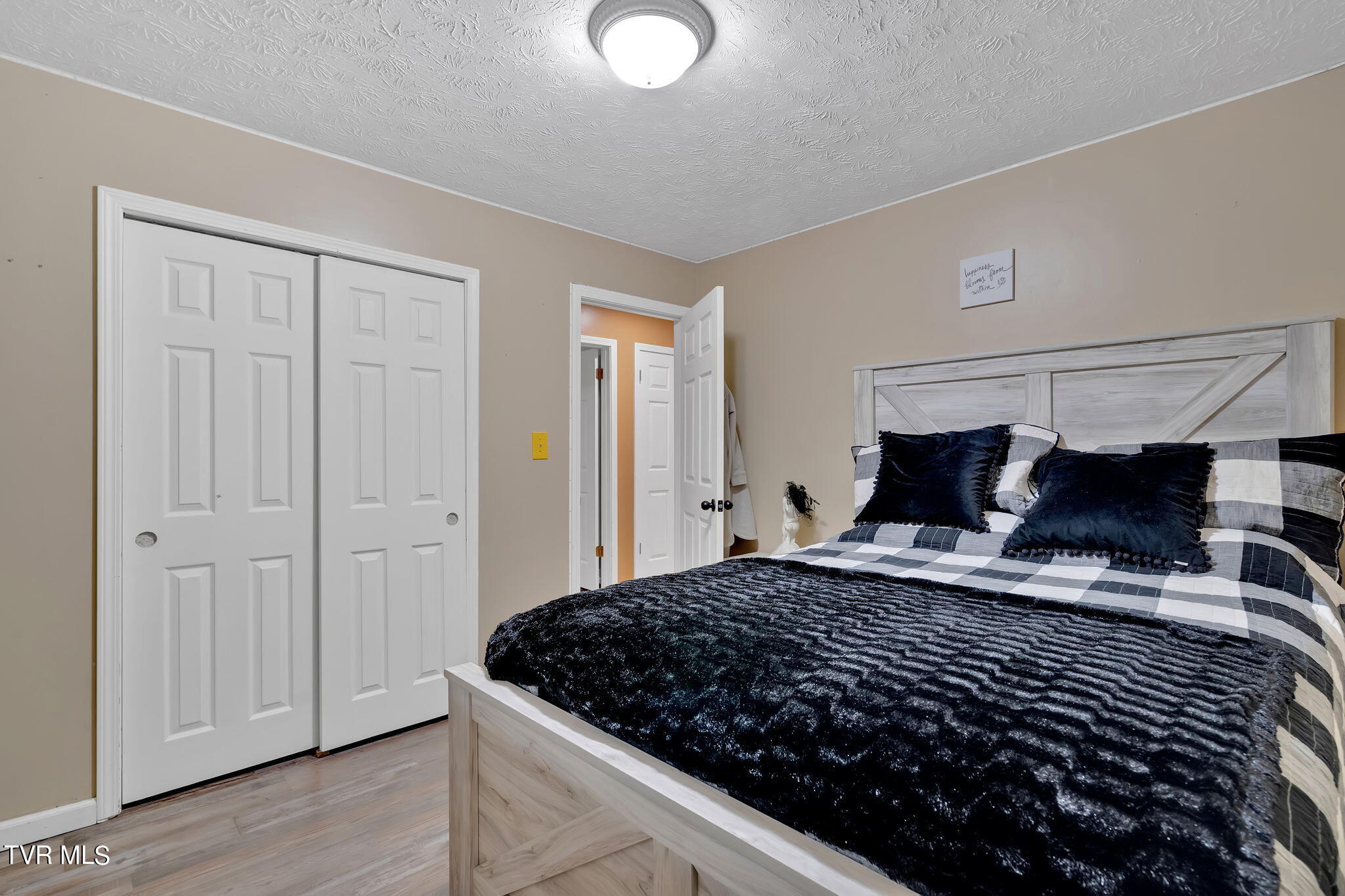 2623 Lakemont Circle