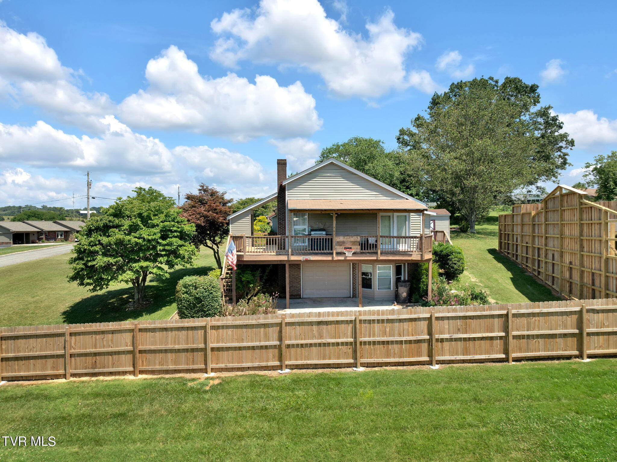 2623 Lakemont Circle