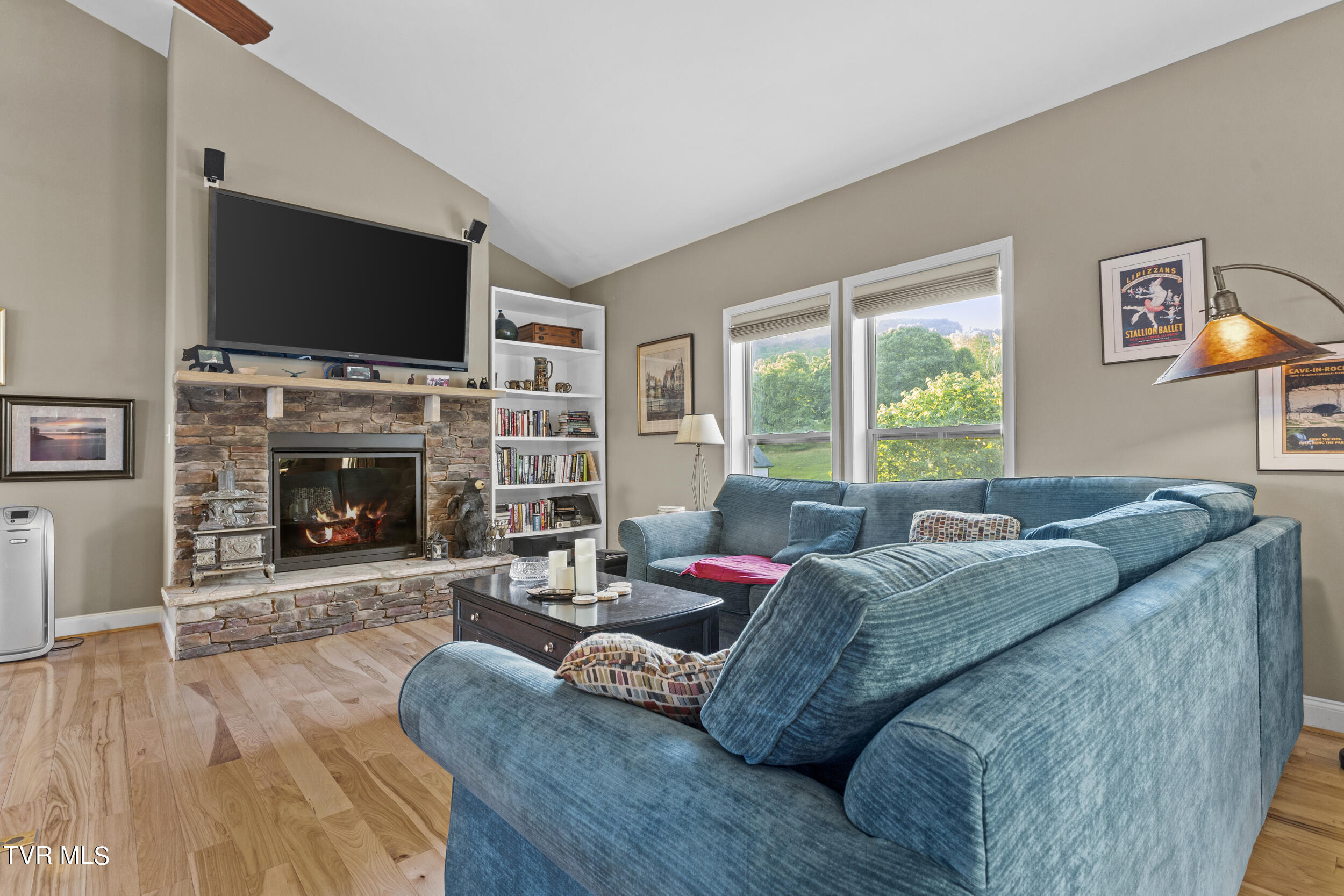 1109 Legacy Bay Drive