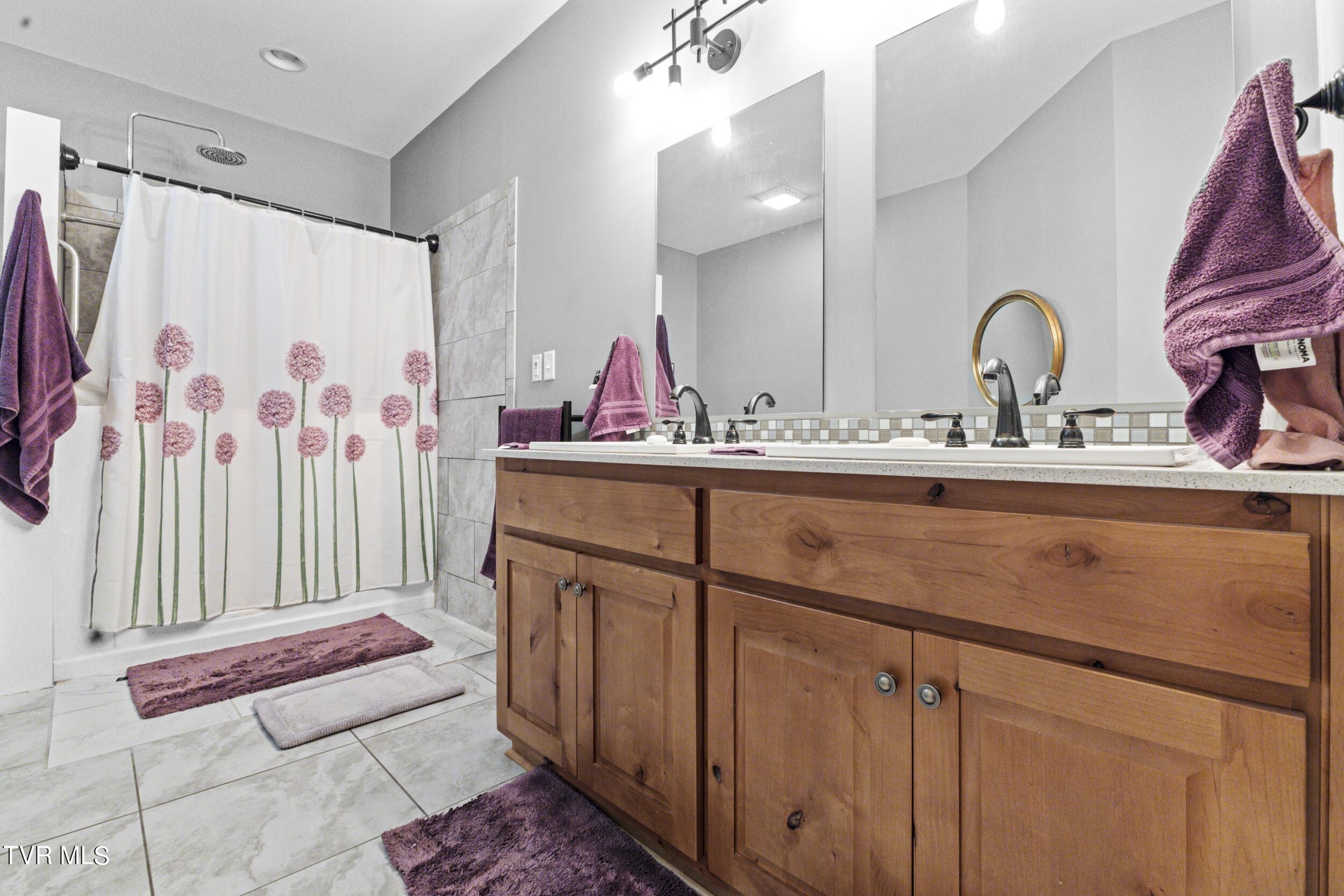 1109 Legacy Bay Drive