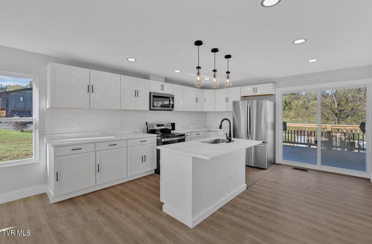 455 Possum Hollow Road