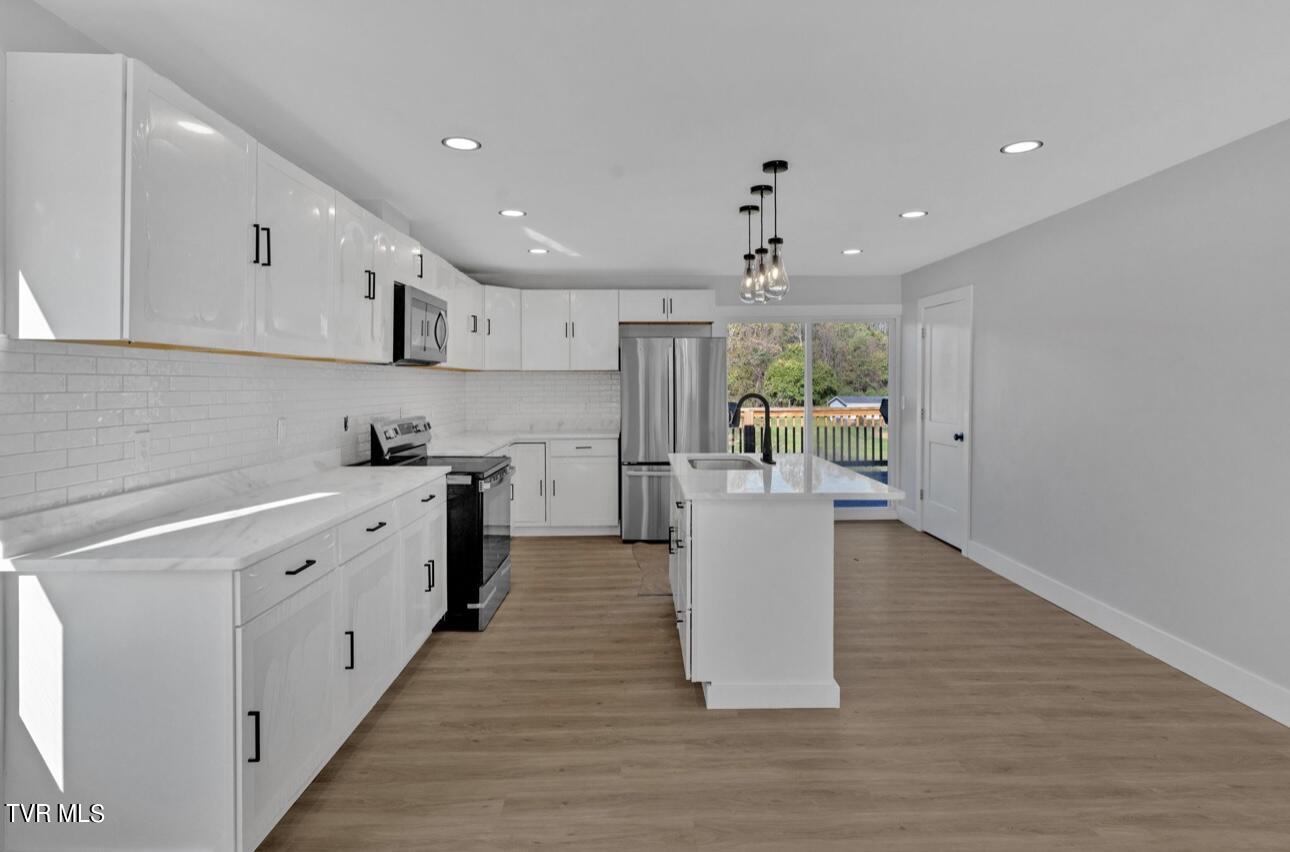 455 Possum Hollow Road