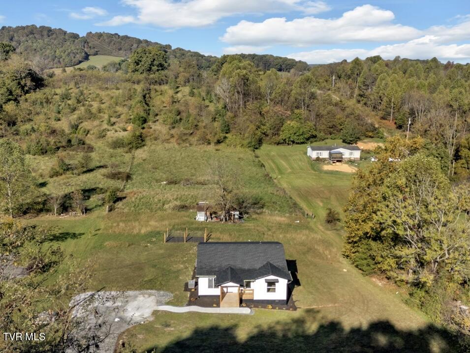 455 Possum Hollow Road