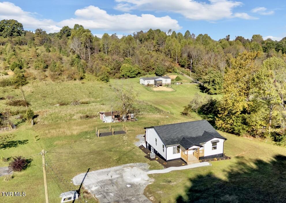 455 Possum Hollow Road