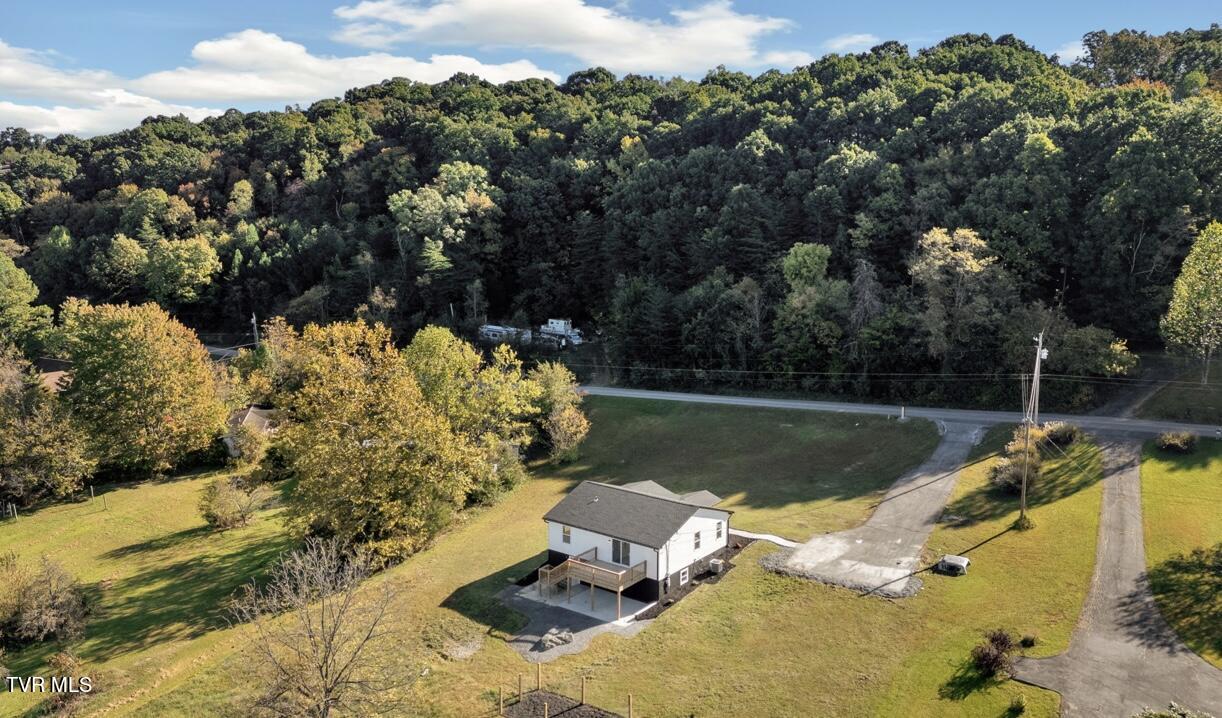455 Possum Hollow Road