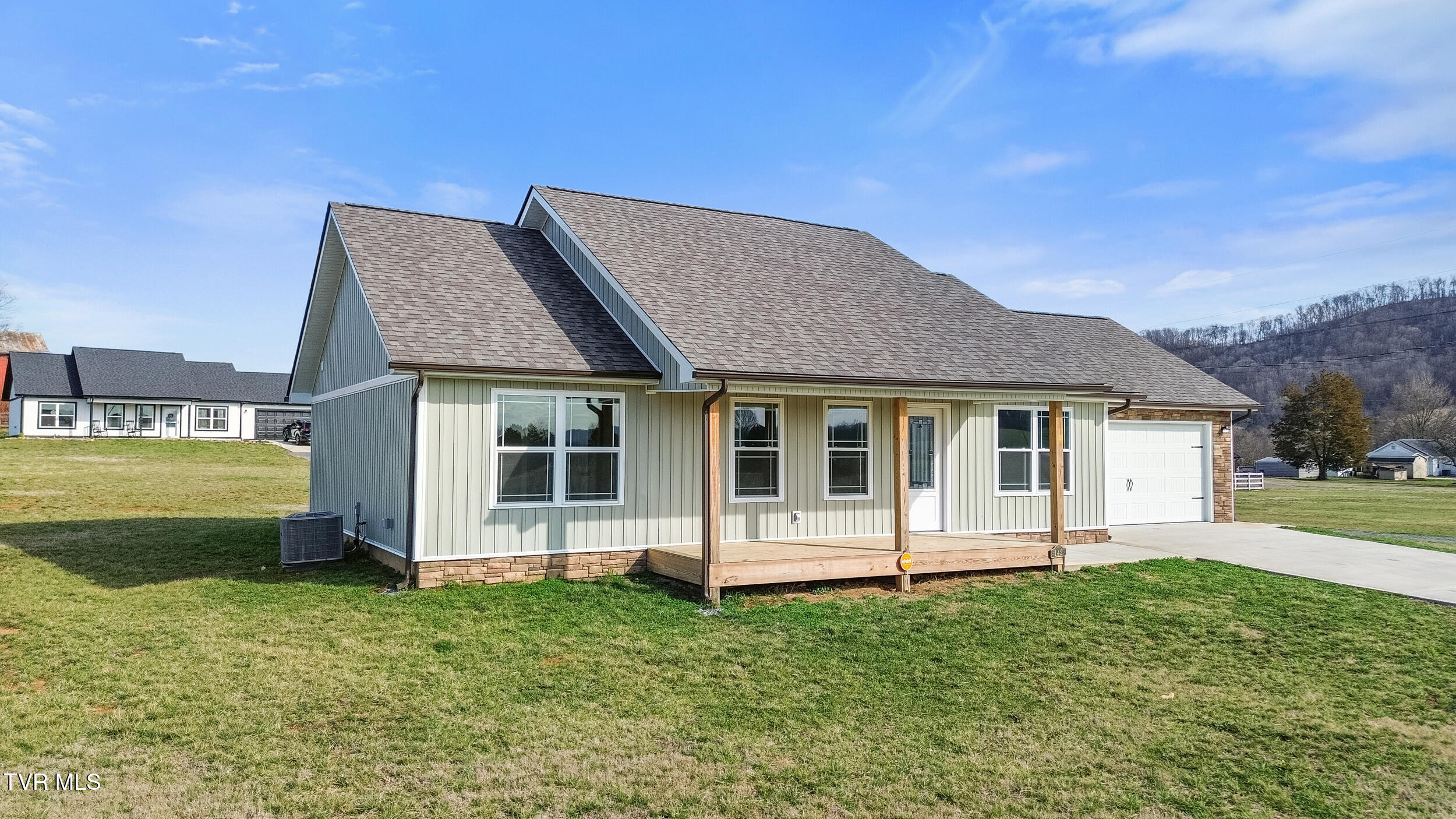 142 Owens Road