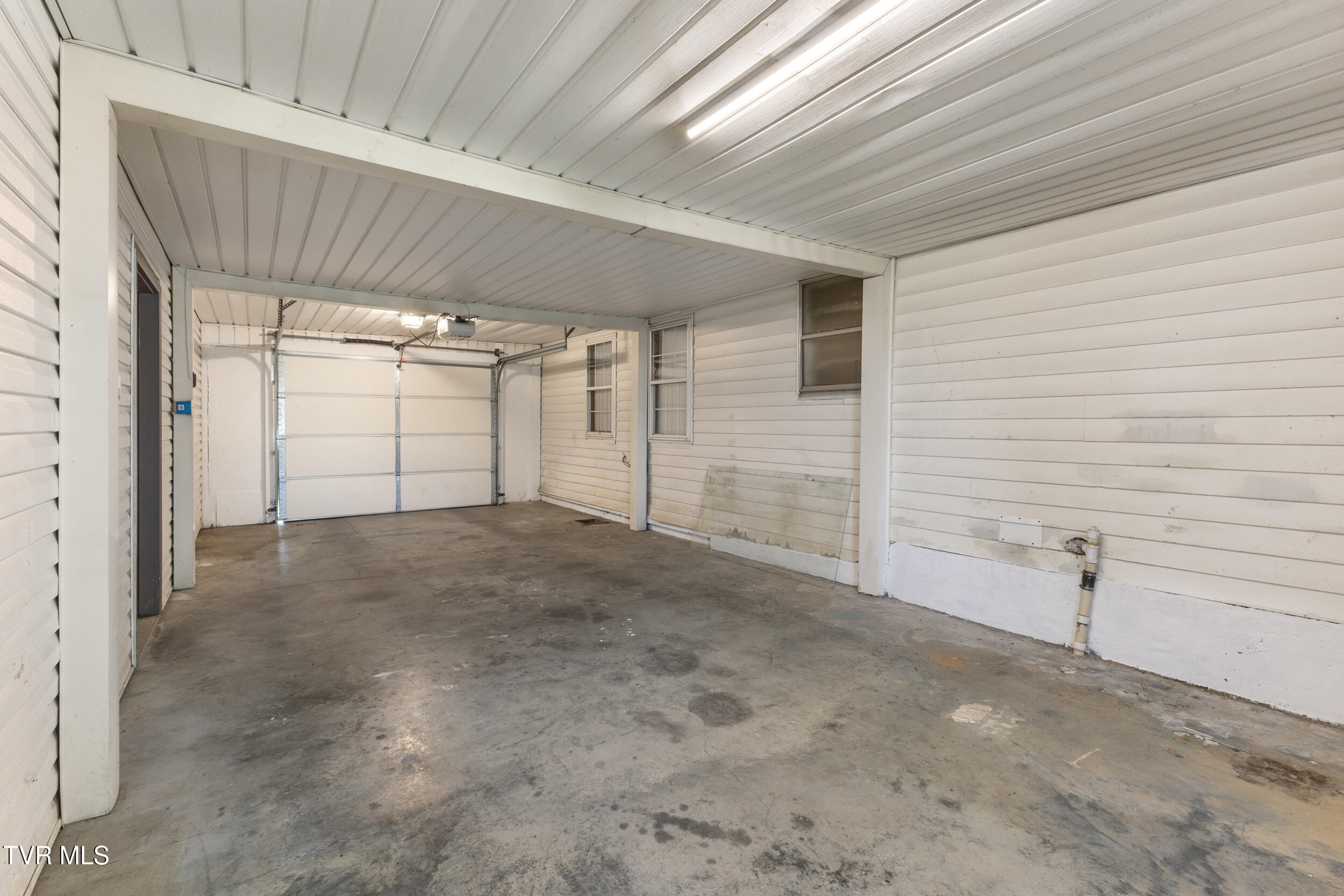 8138 East Andrew Johnson Highway
