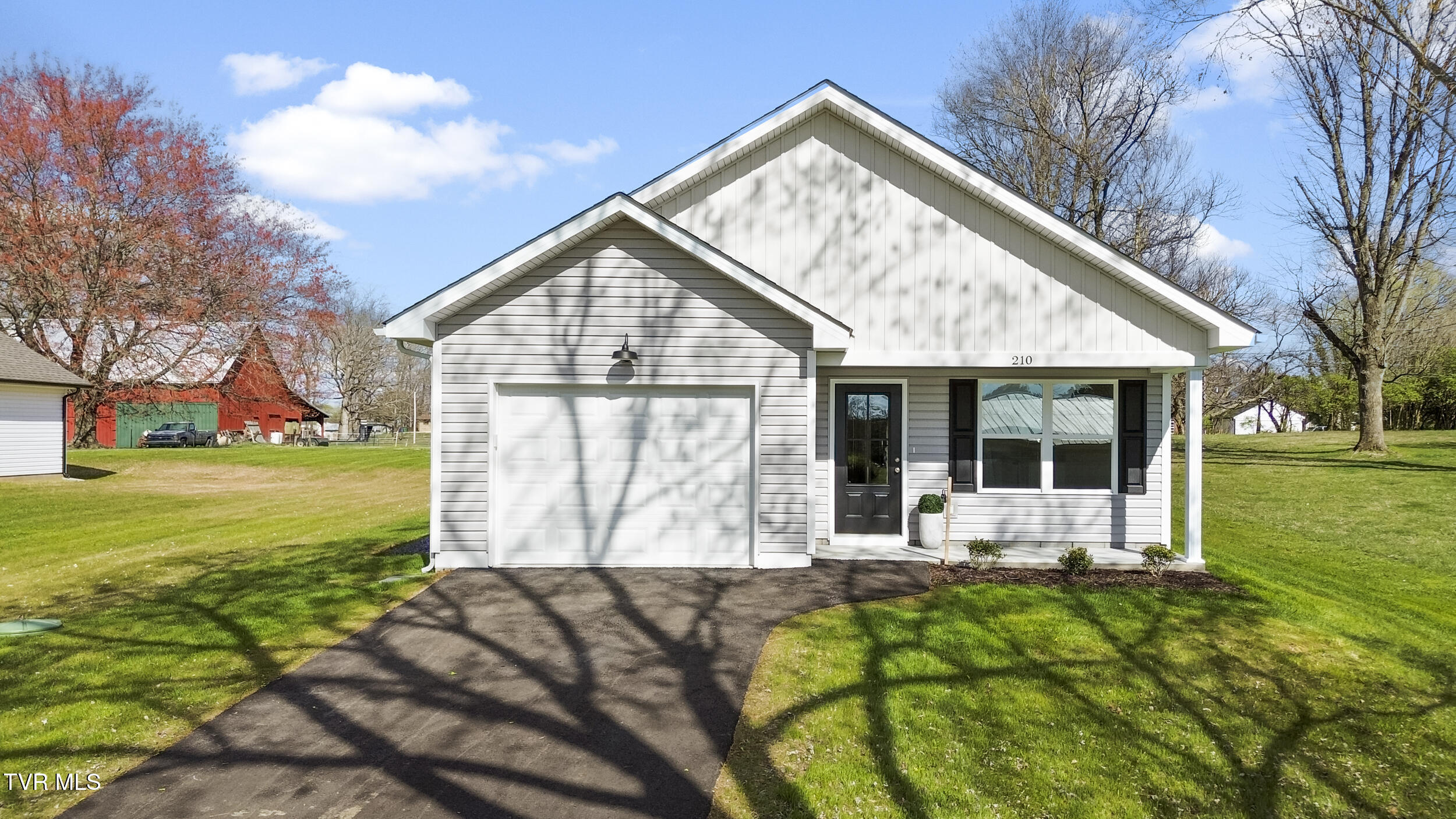 210 Baylor Avenue