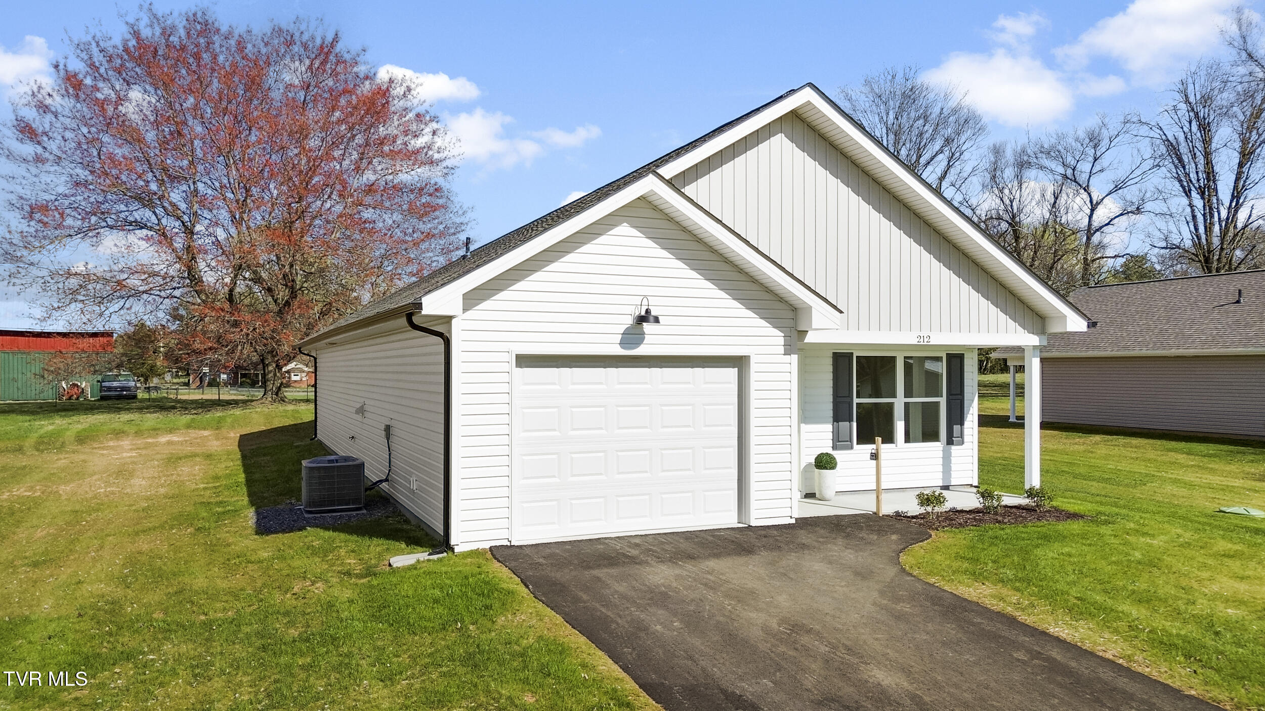 212 Baylor Avenue