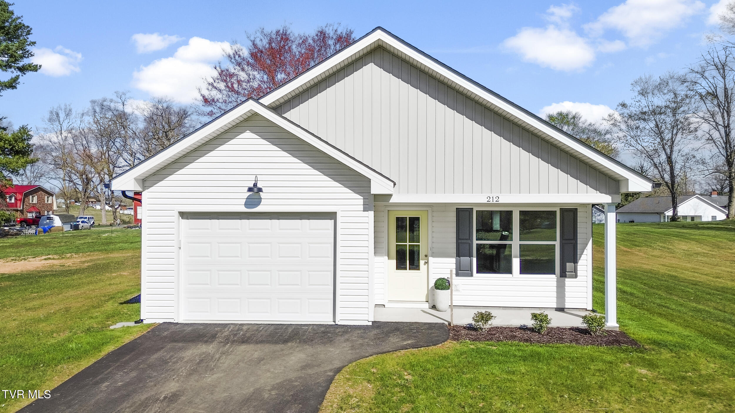 212 Baylor Avenue