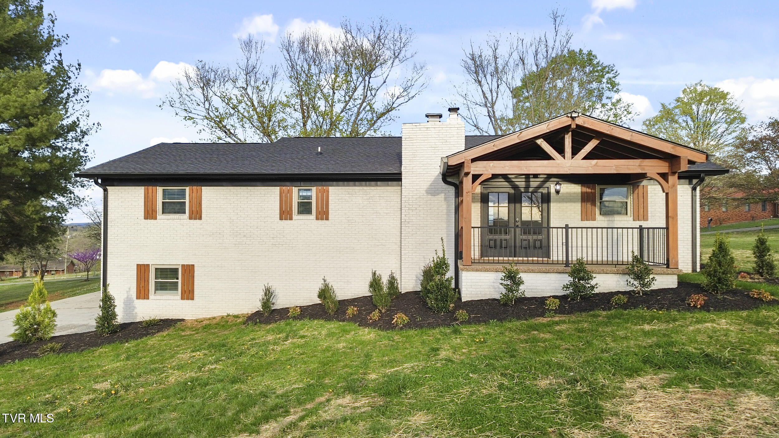 300 Victor Lane