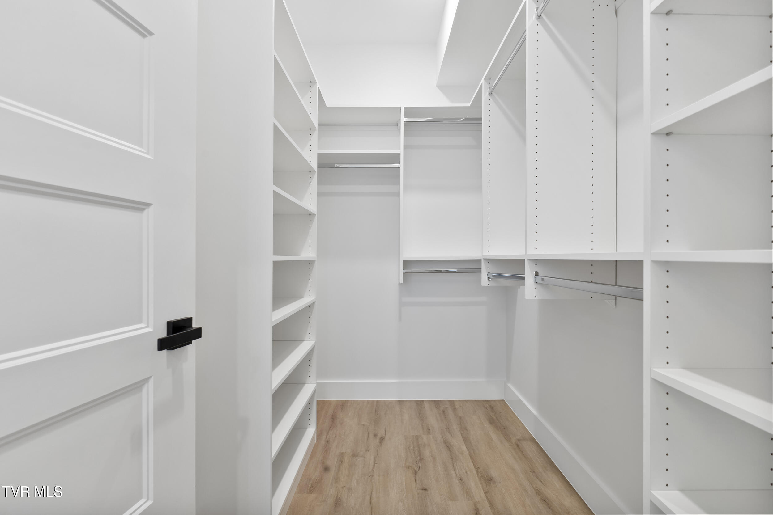 2336 Sydney Court