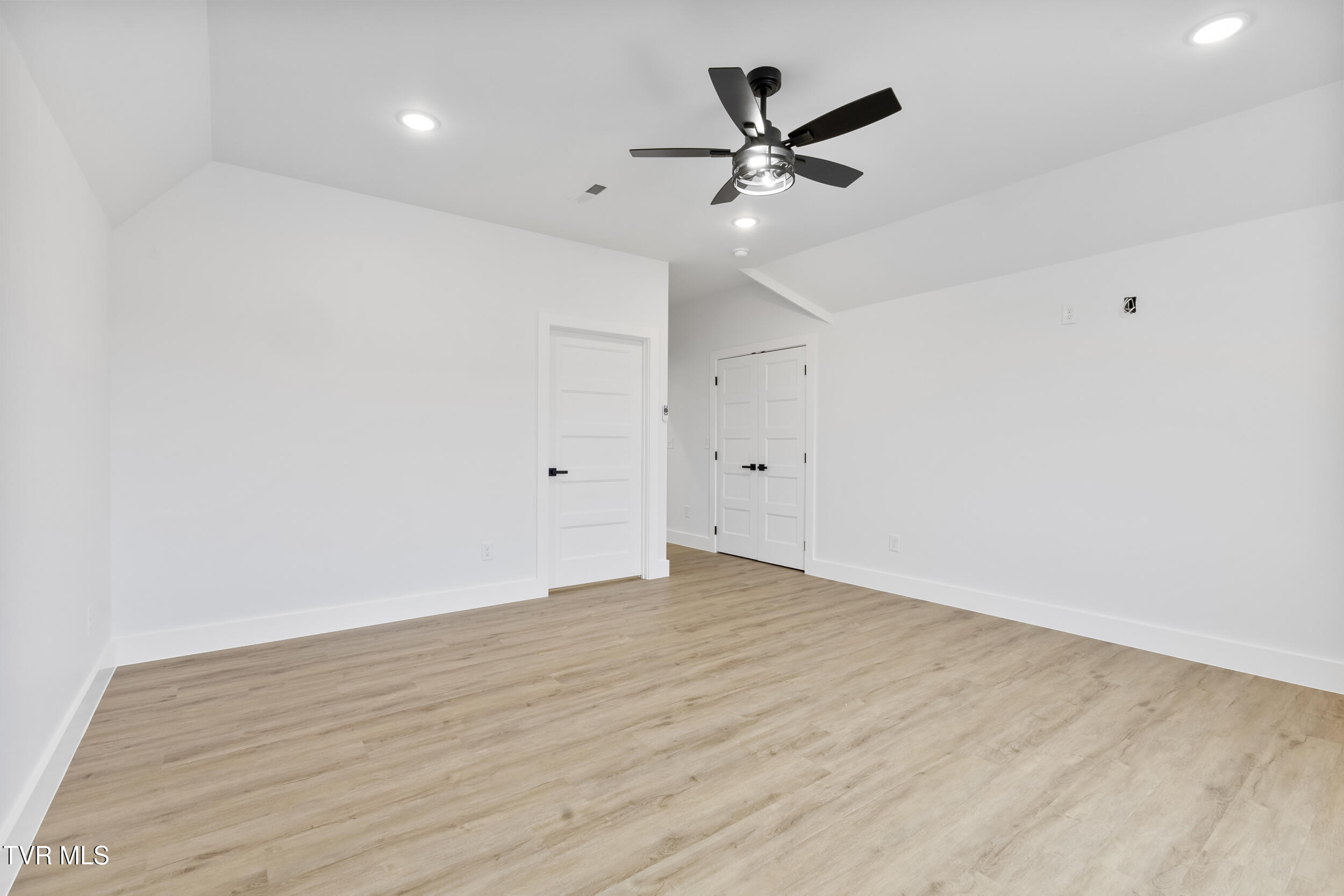2336 Sydney Court