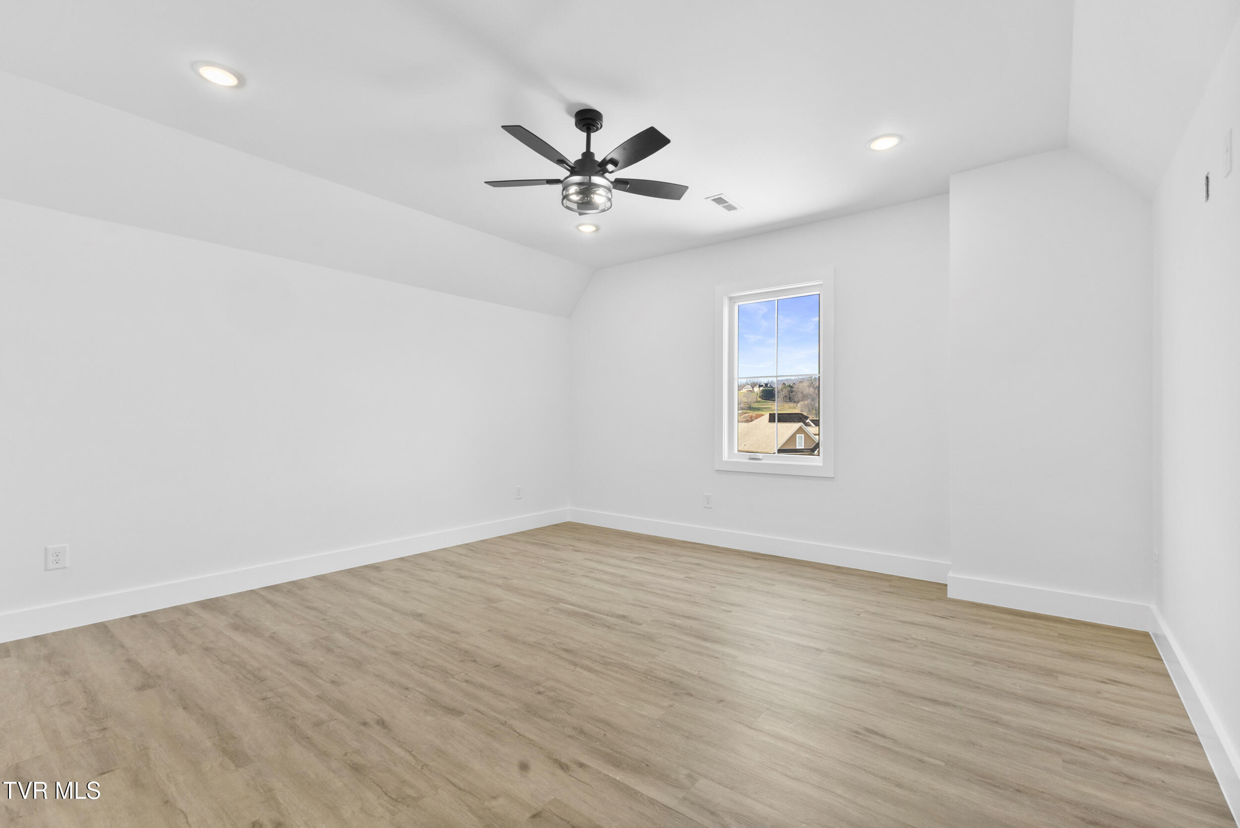 2332 Sydney Court
