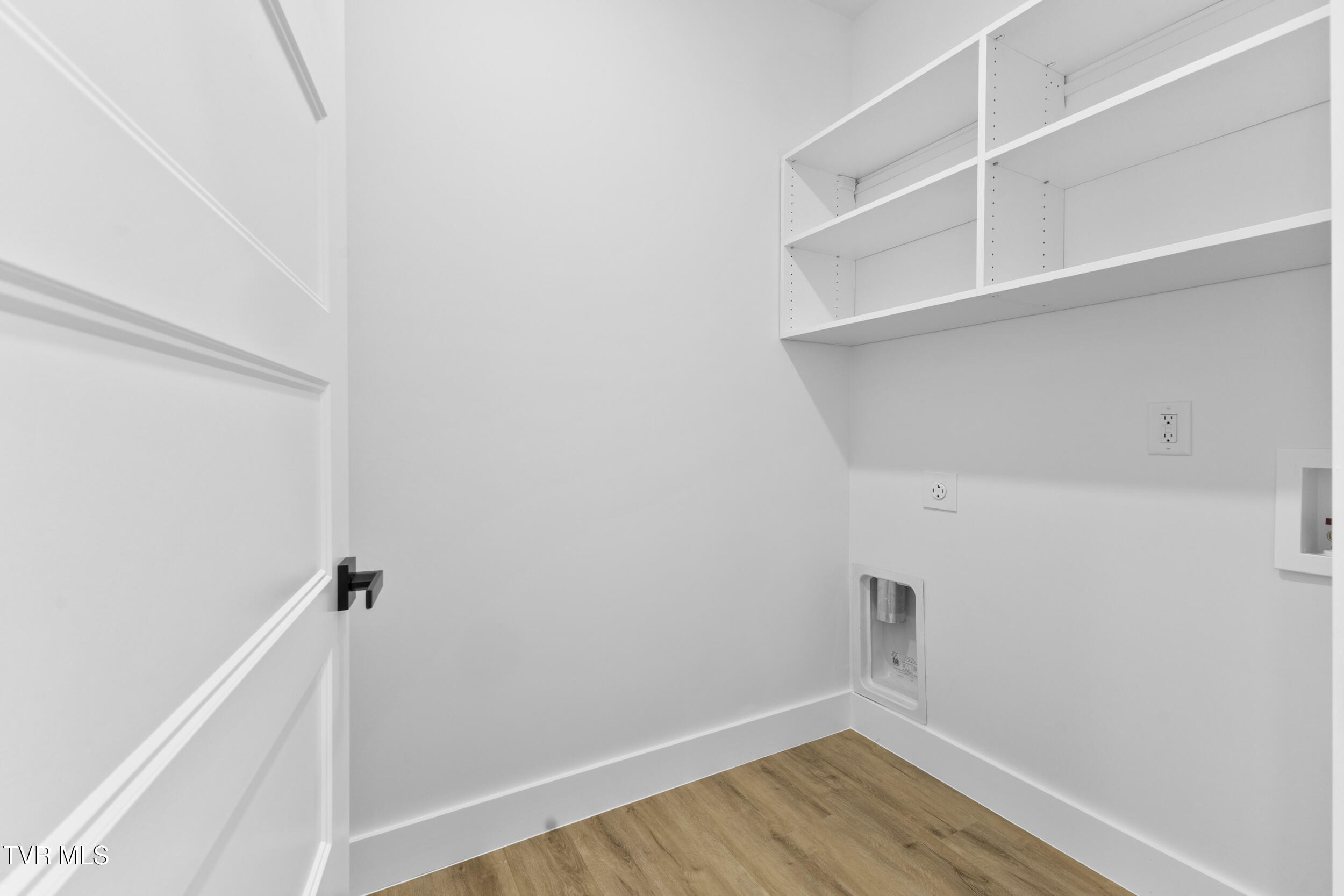 2332 Sydney Court