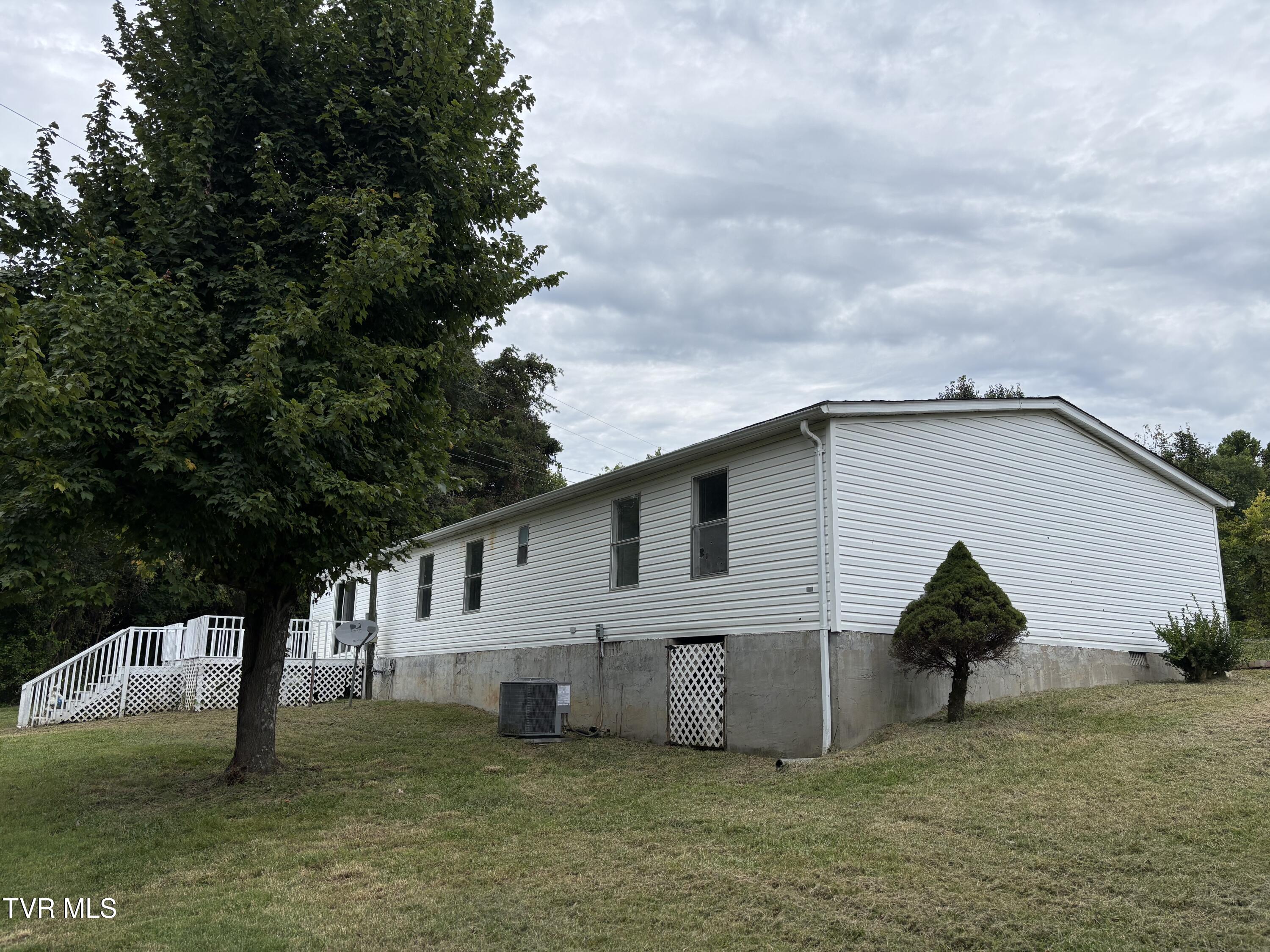 725 Cedar Crest Road