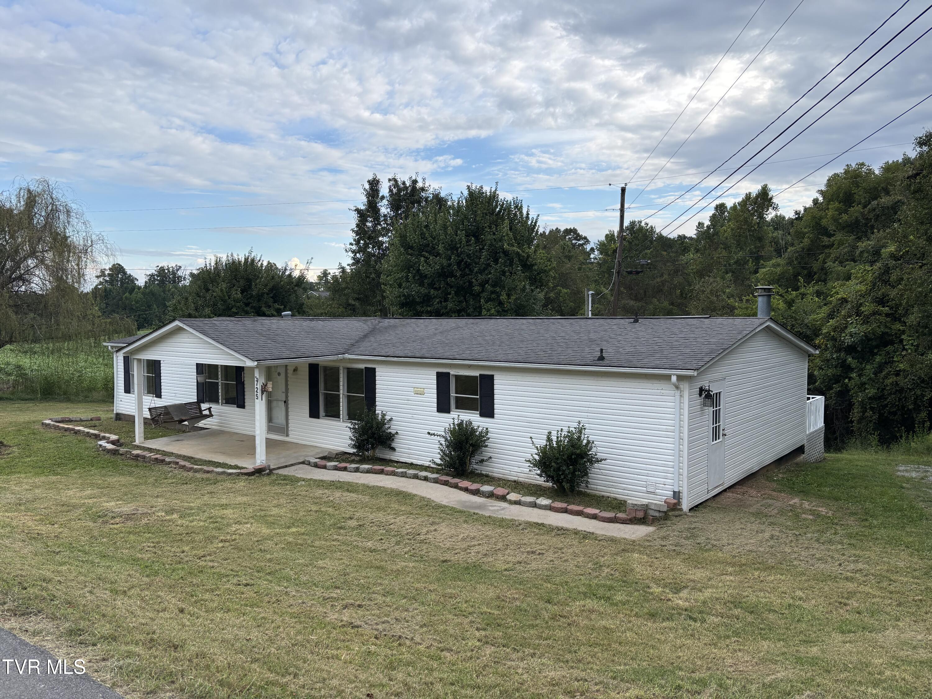 725 Cedar Crest Road