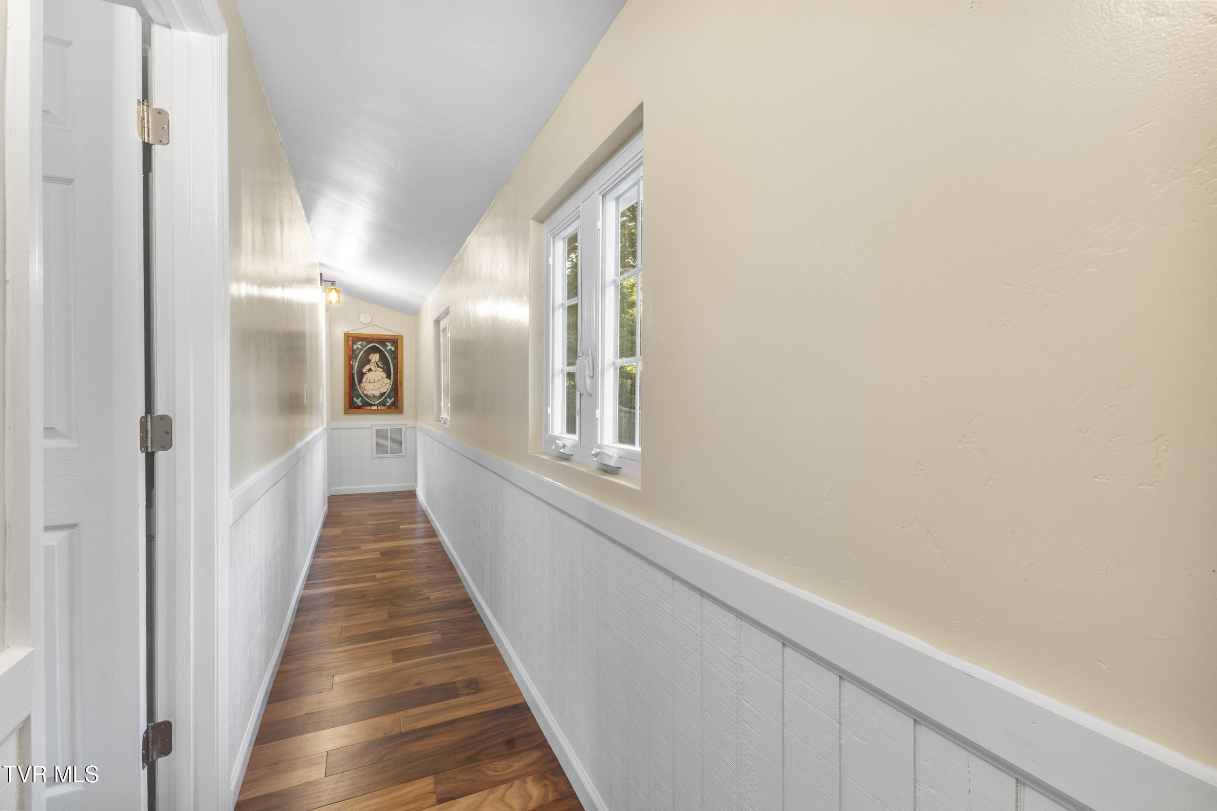 1068 Mimosa Drive