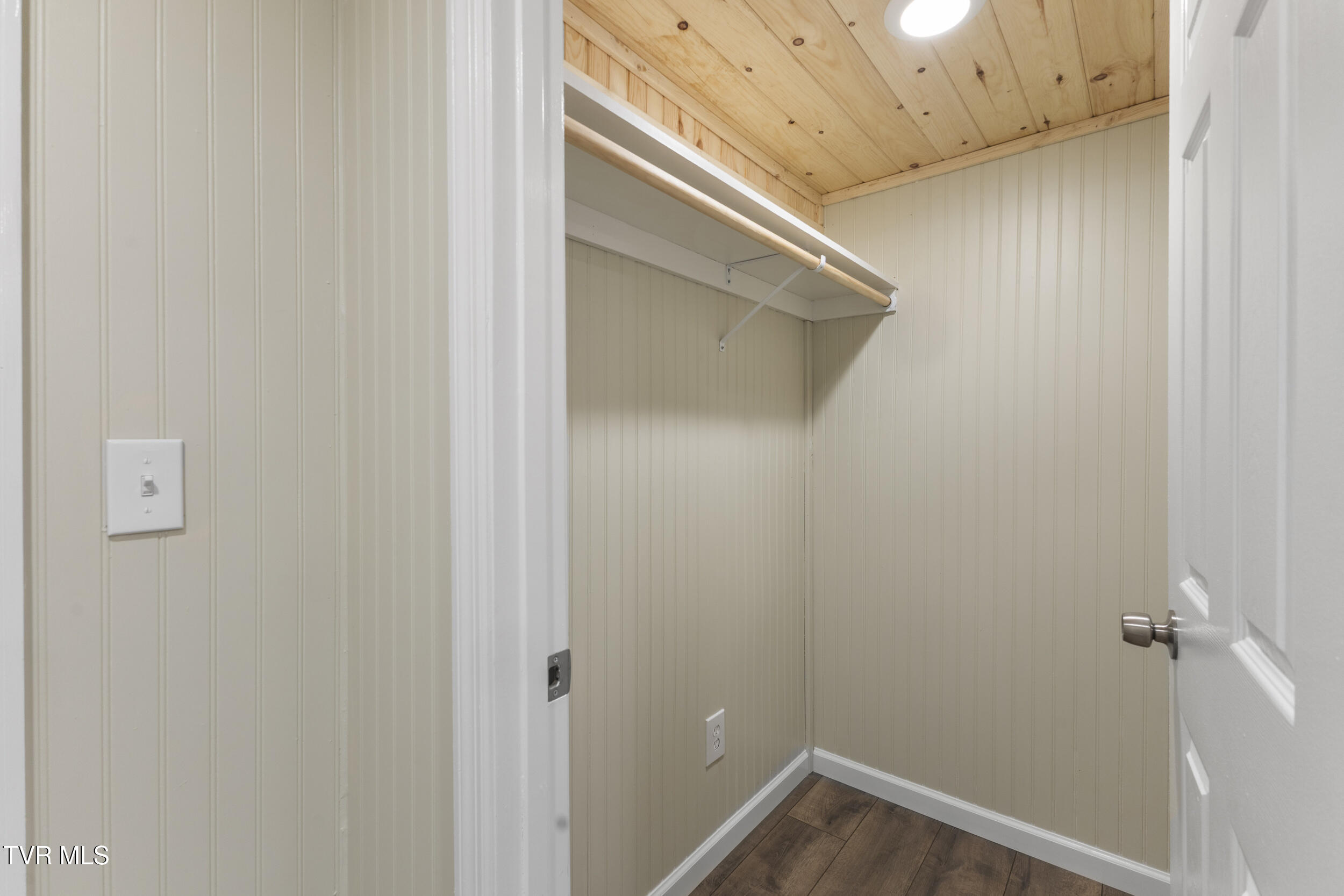 1068 Mimosa Drive