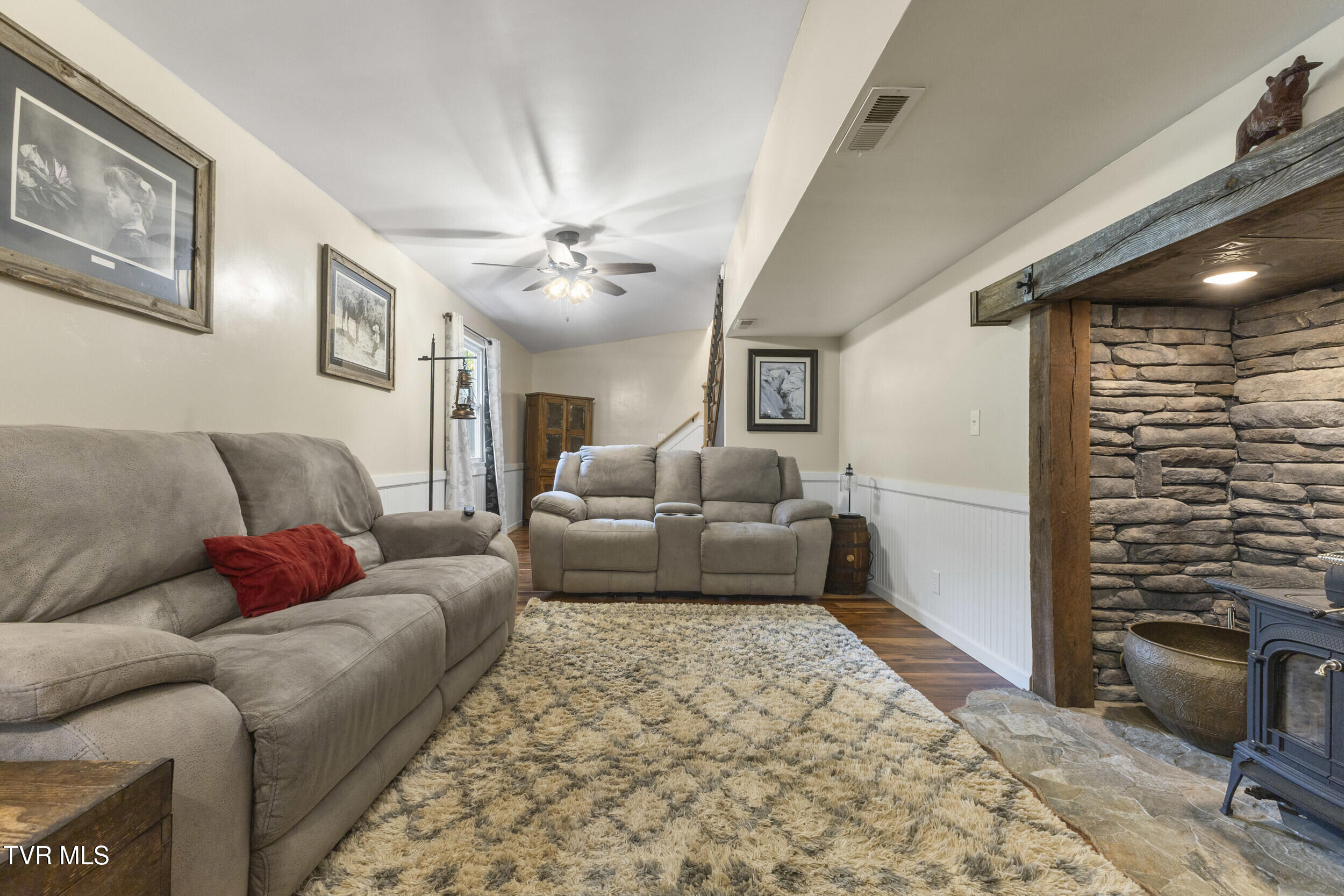 1068 Mimosa Drive