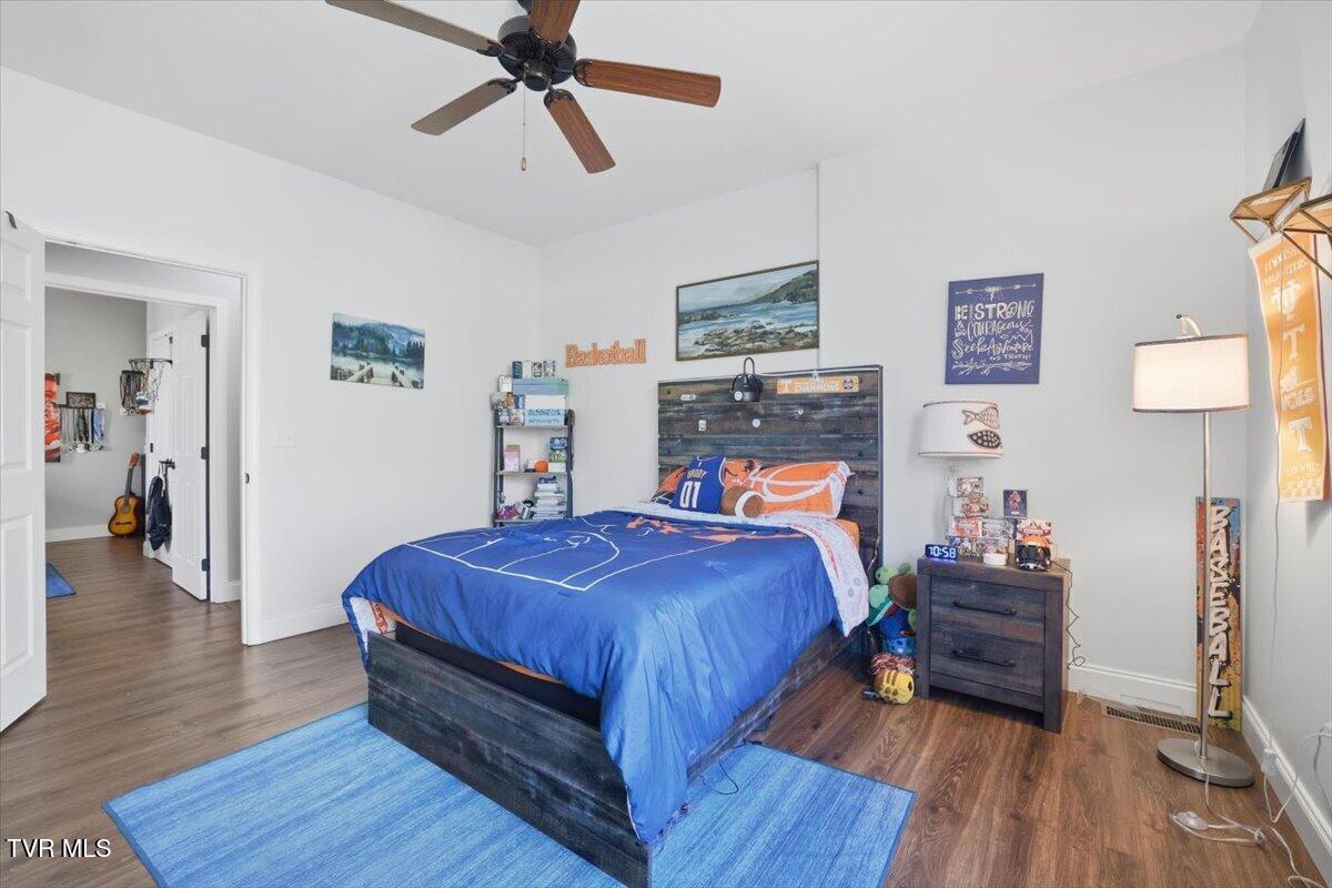 2233 Windswept Way