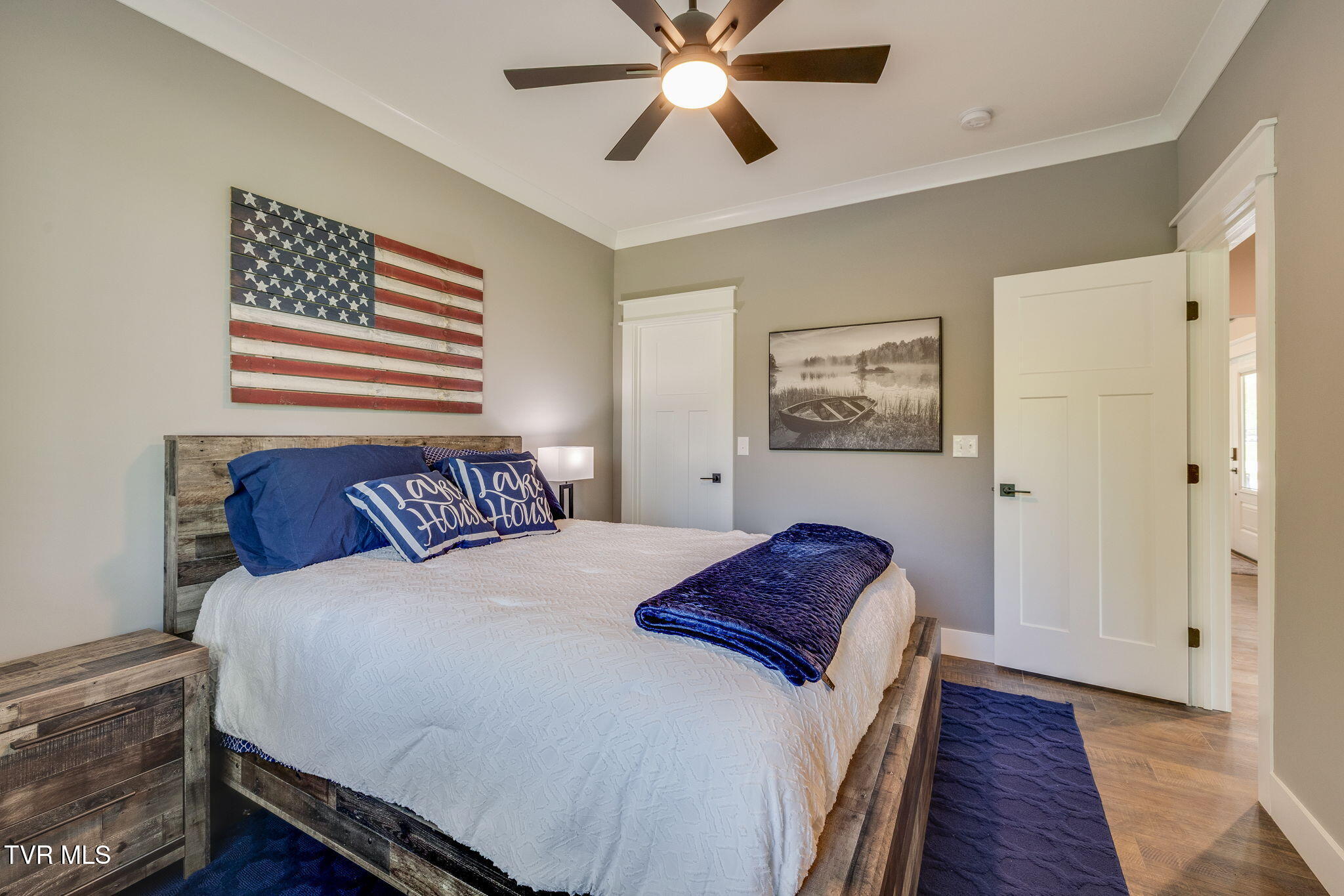 350 Sunset Harbor Drive