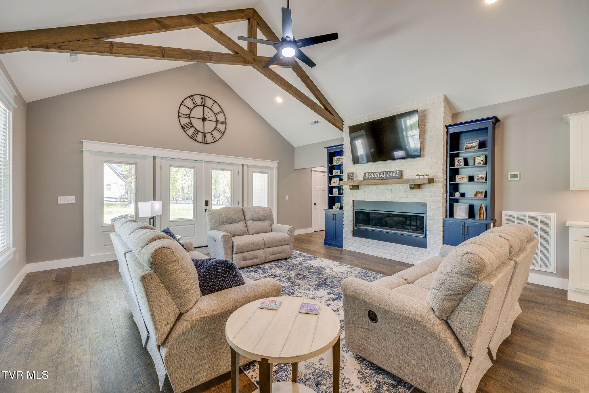 350 Sunset Harbor Drive