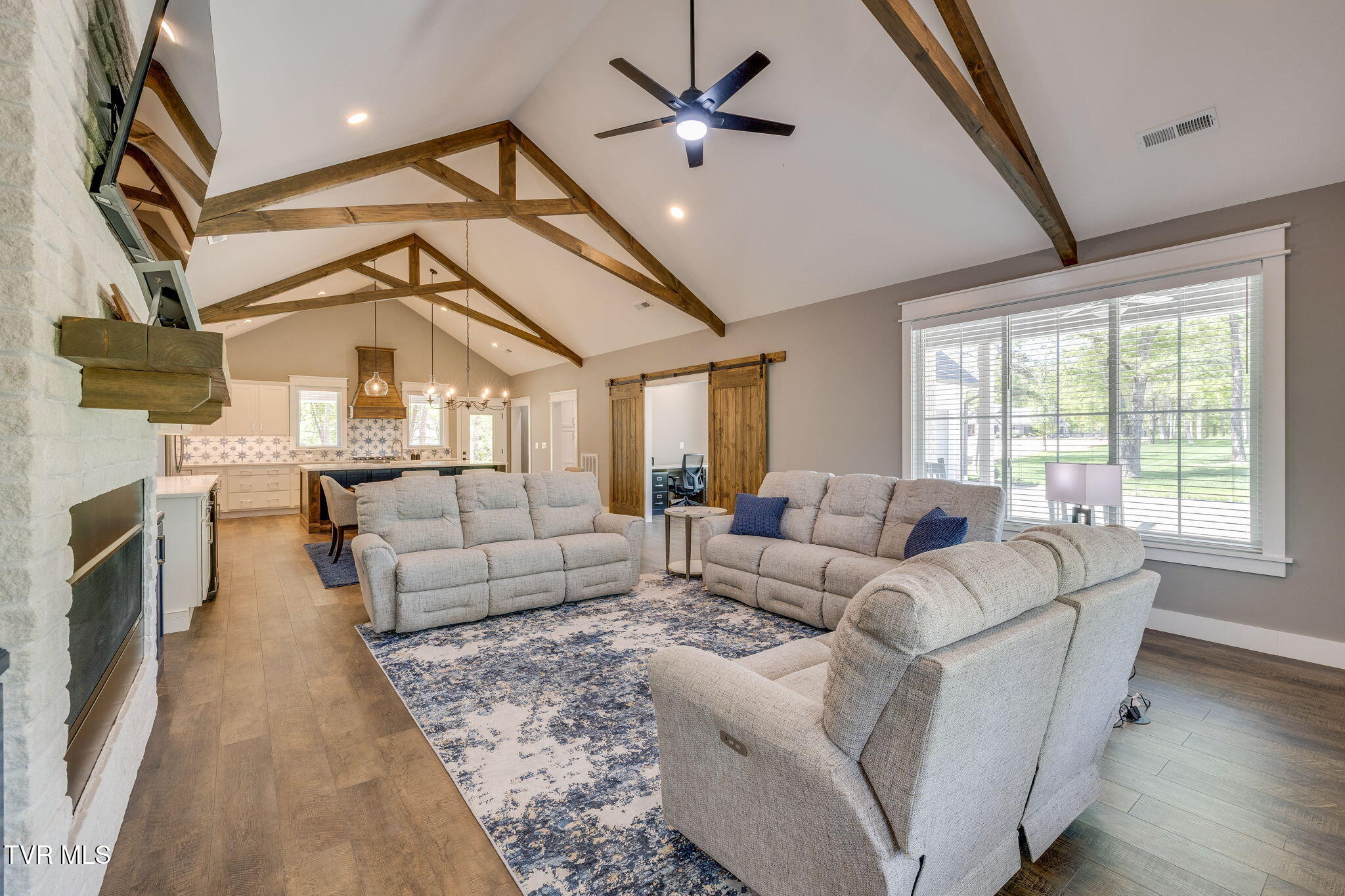 350 Sunset Harbor Drive