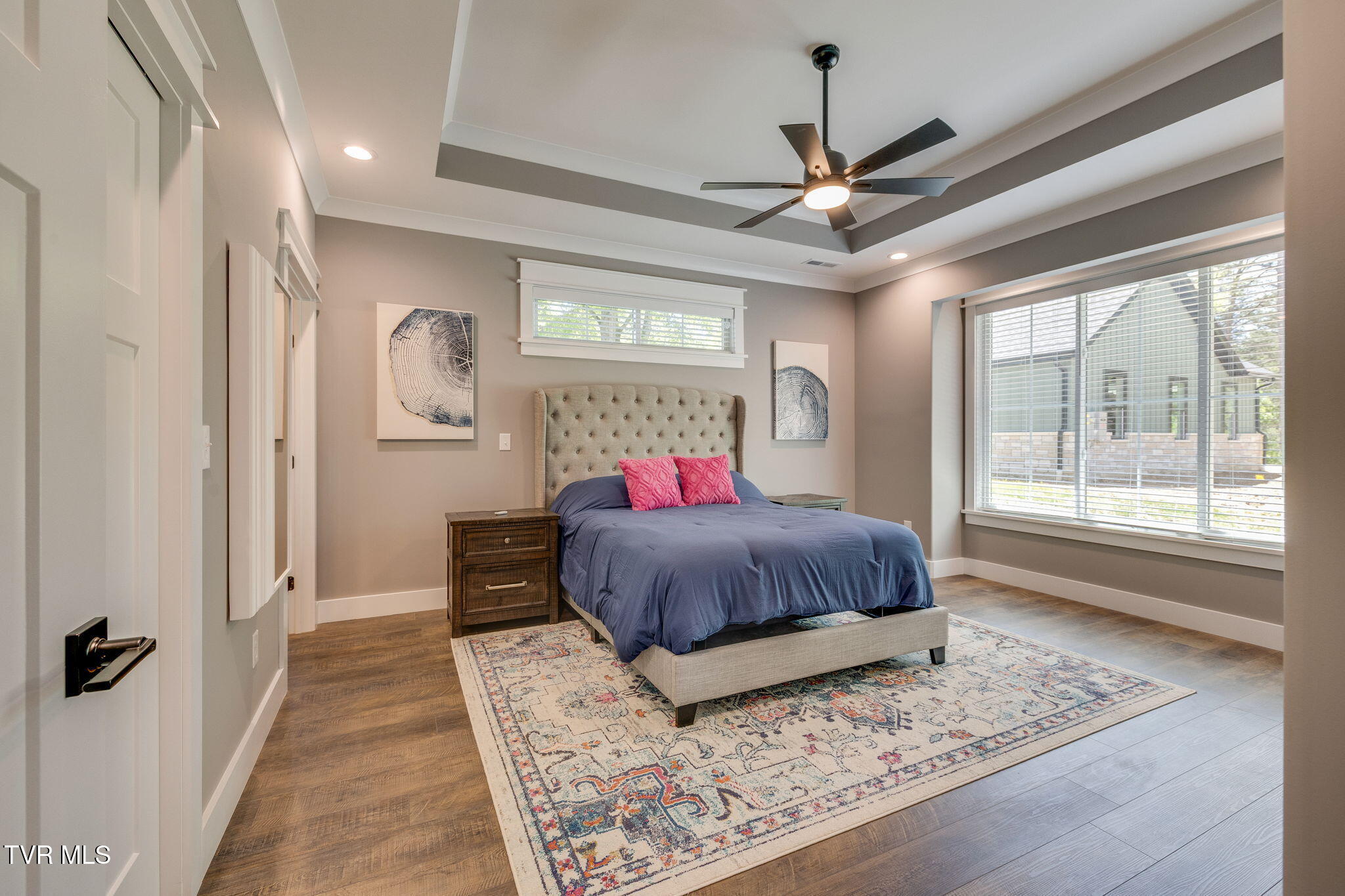 350 Sunset Harbor Drive