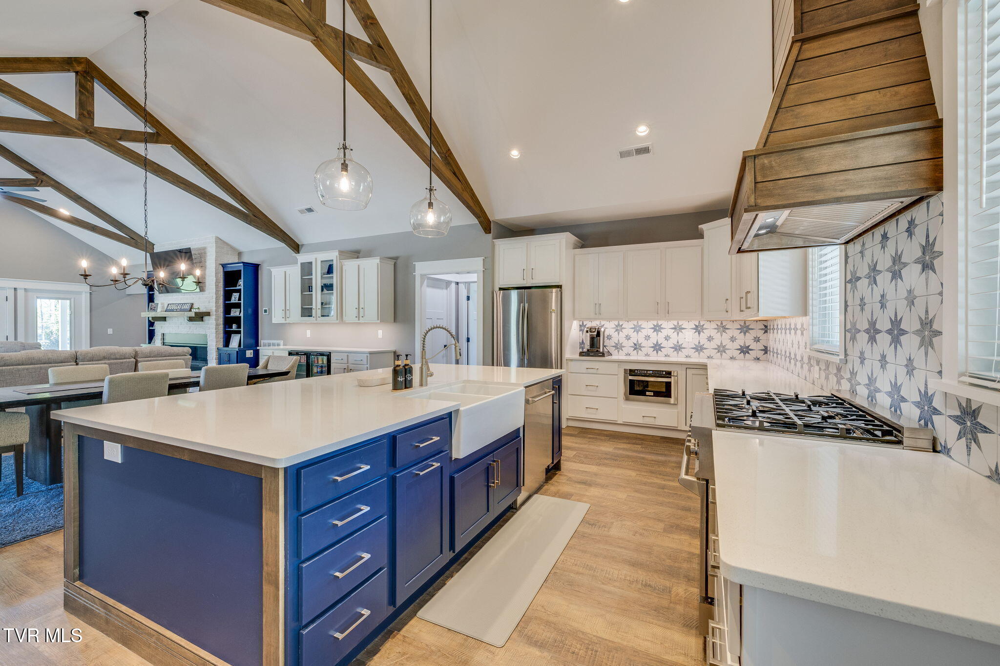 350 Sunset Harbor Drive