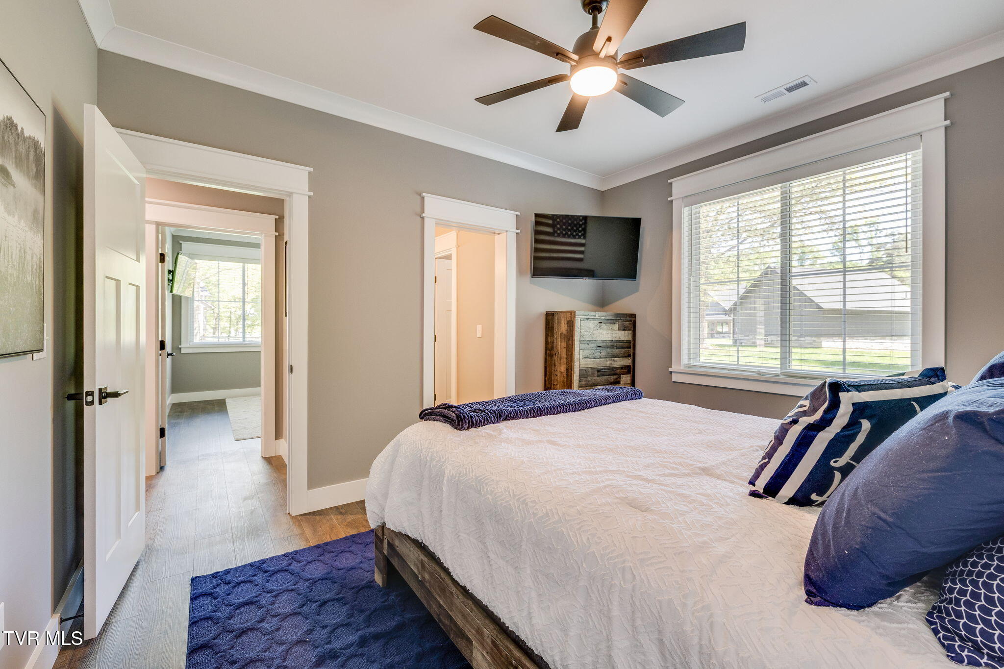 350 Sunset Harbor Drive