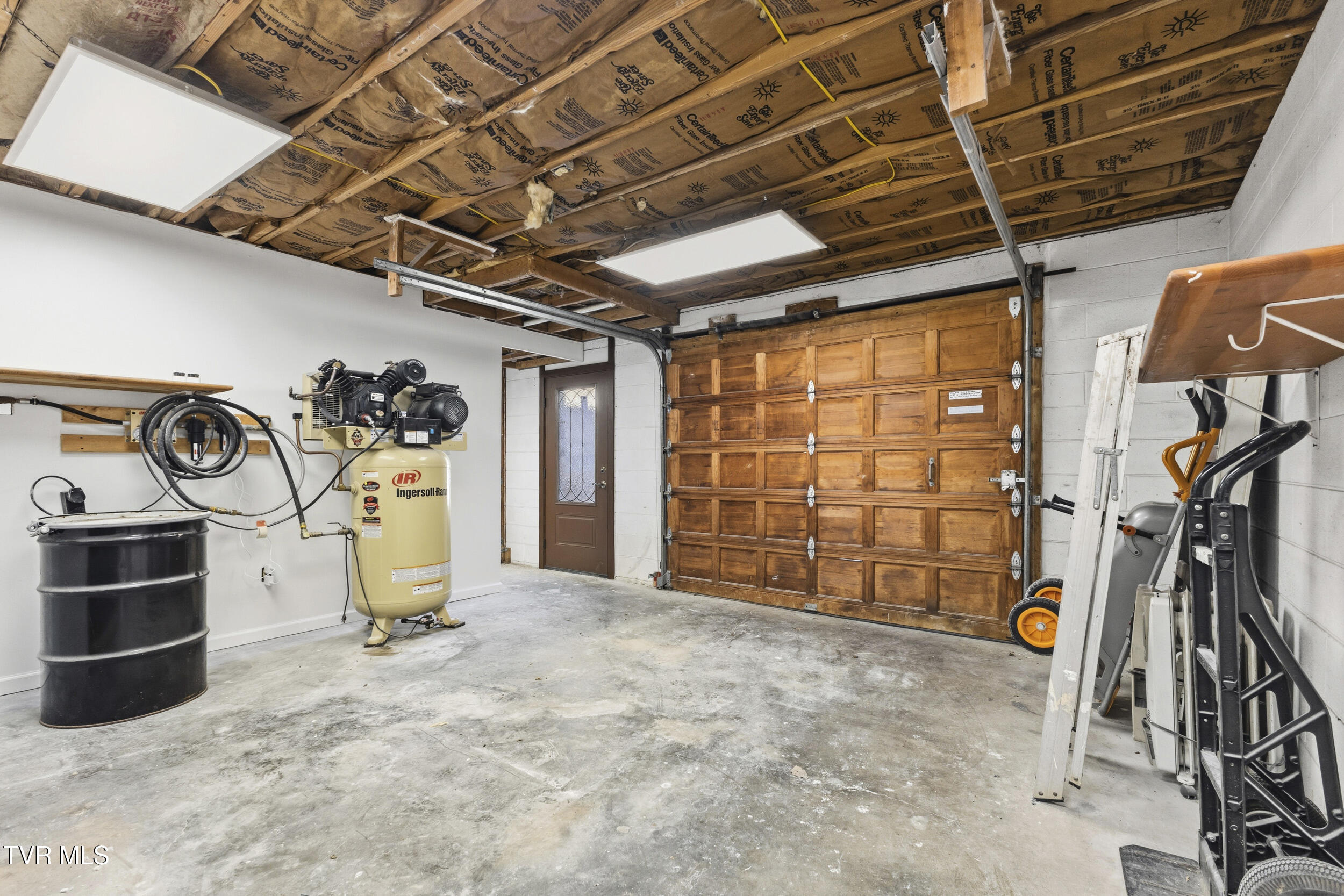7366 Circle Point Drive