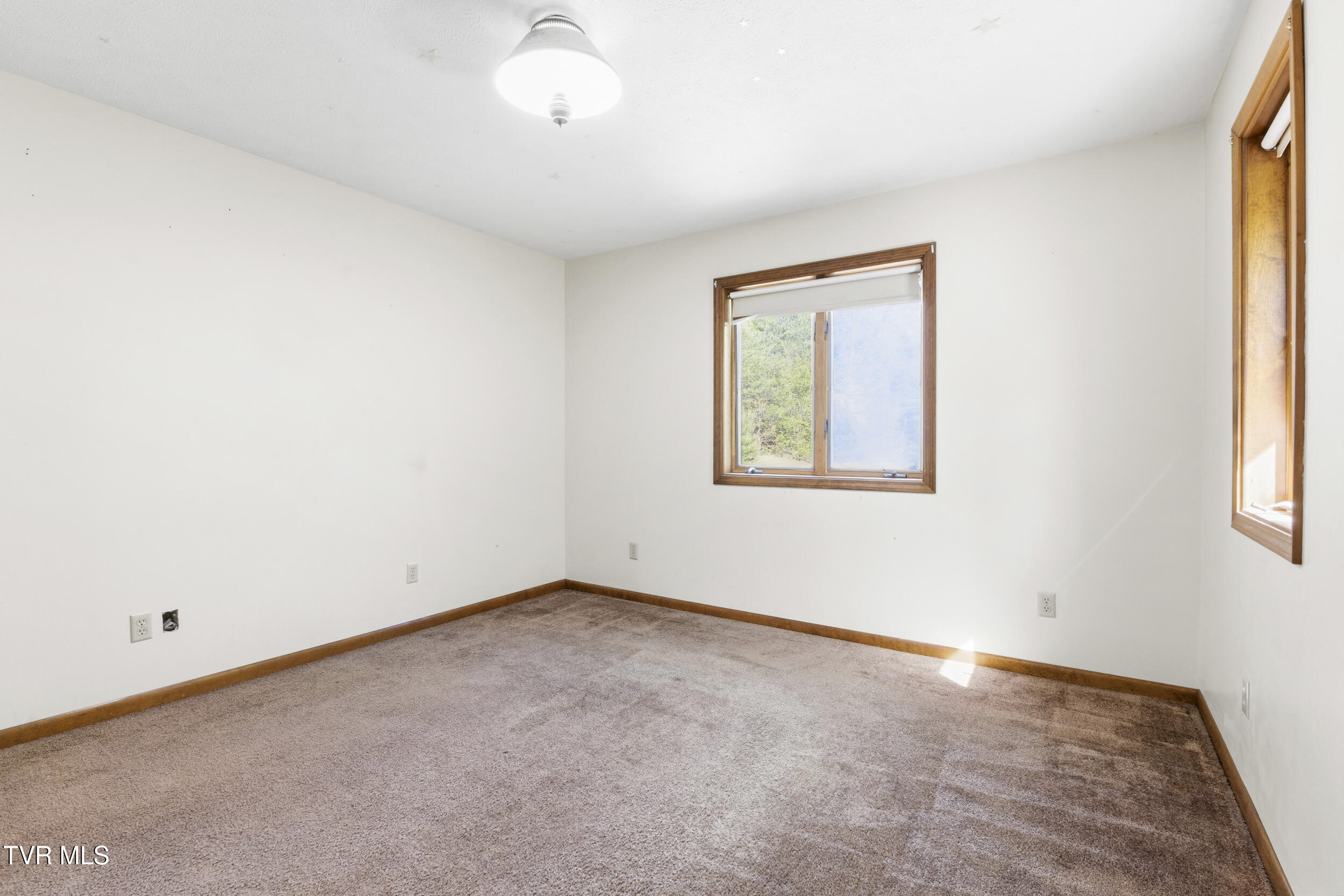 7366 Circle Point Drive