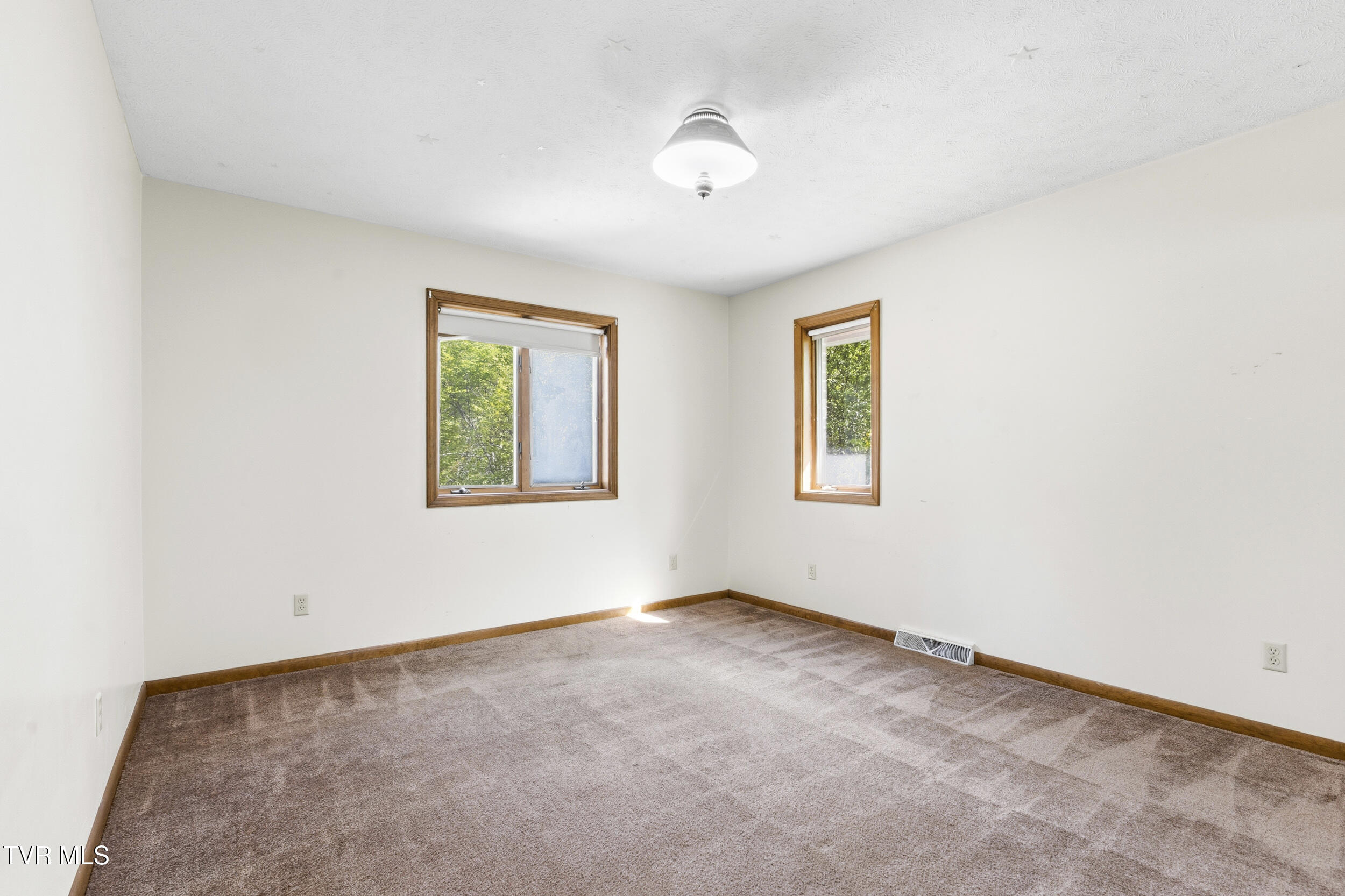 7366 Circle Point Drive