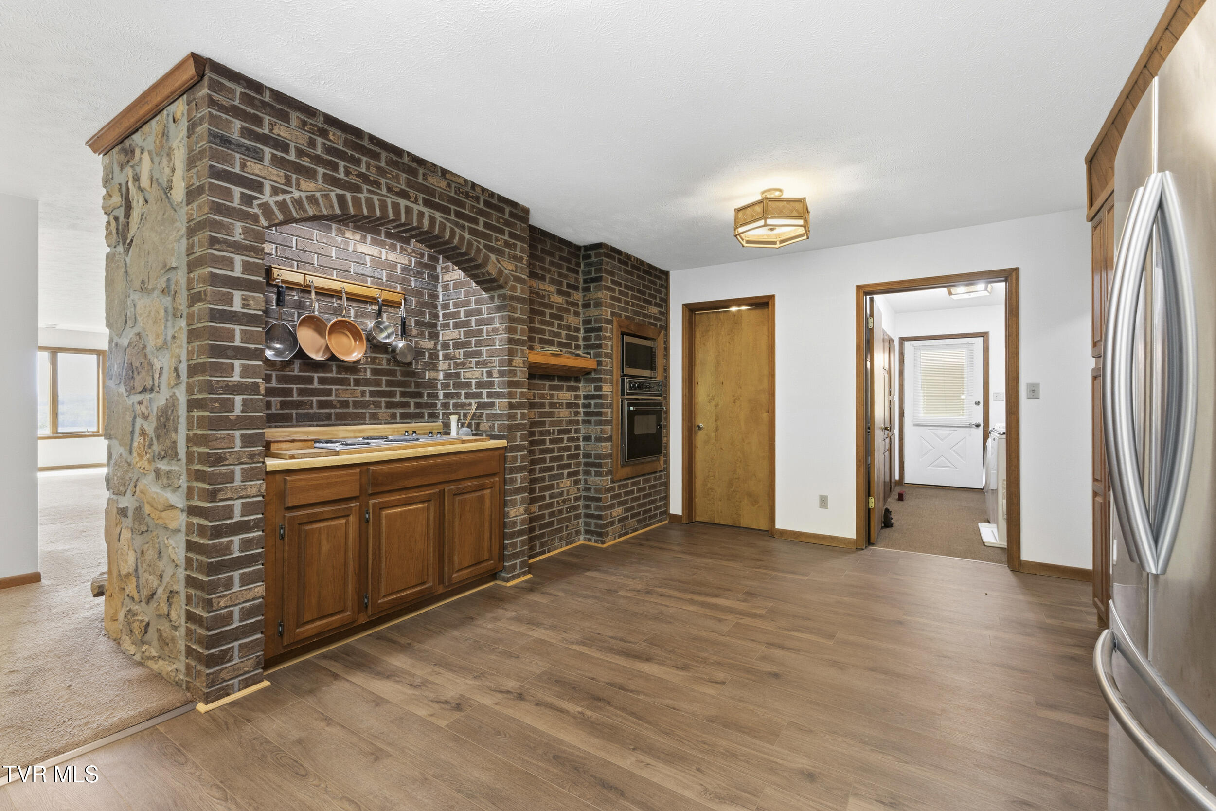7366 Circle Point Drive
