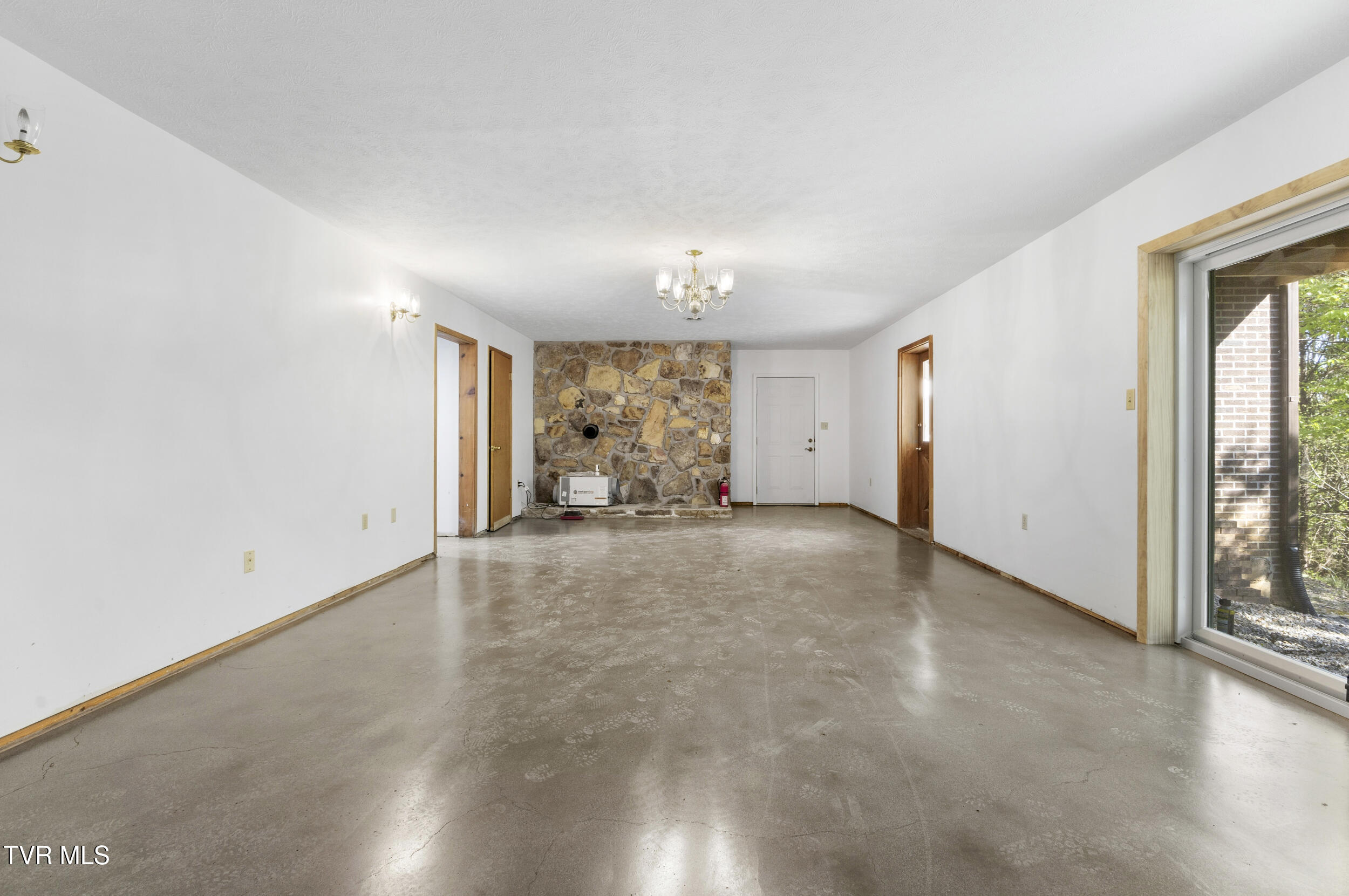 7366 Circle Point Drive