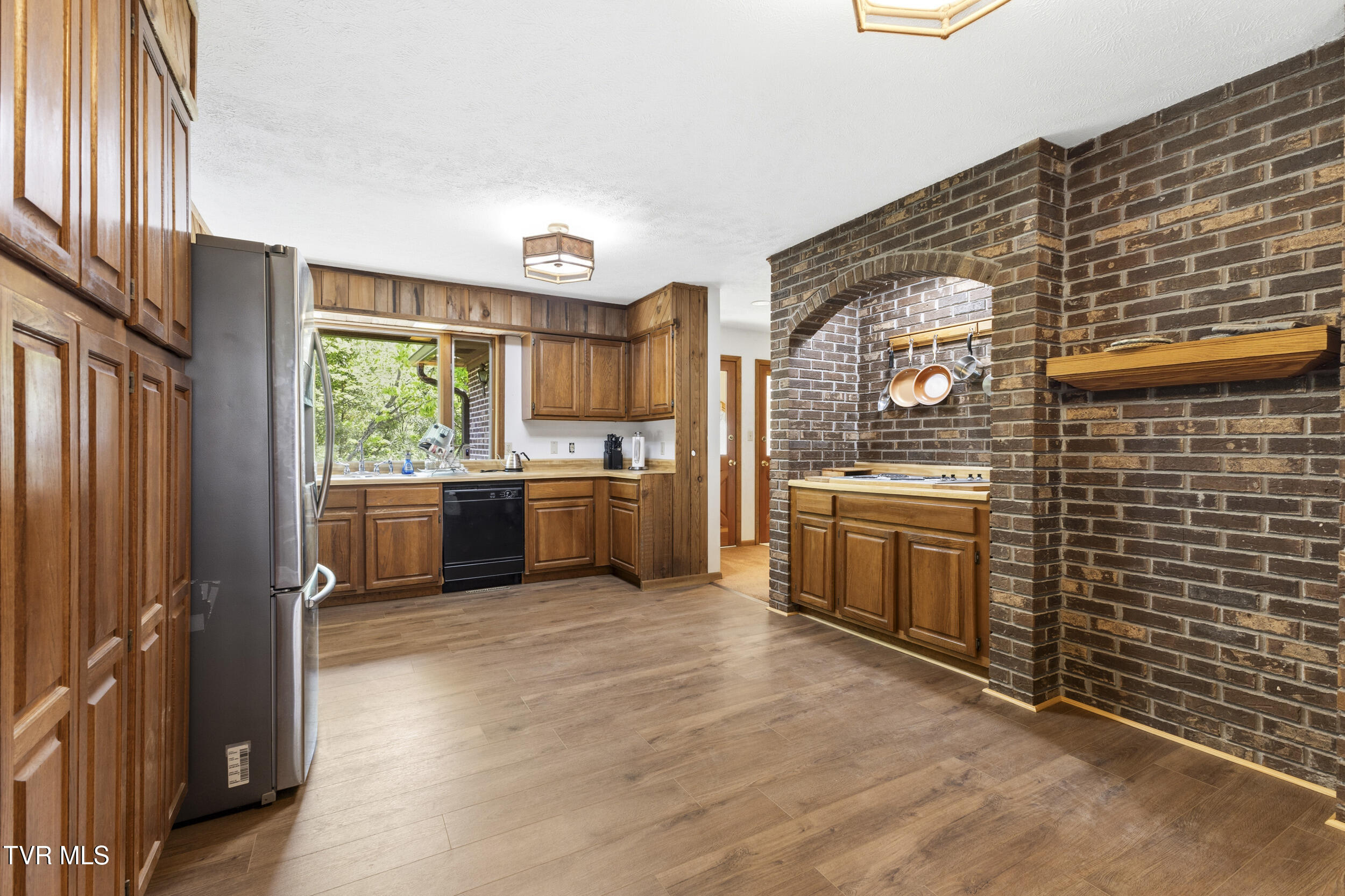 7366 Circle Point Drive