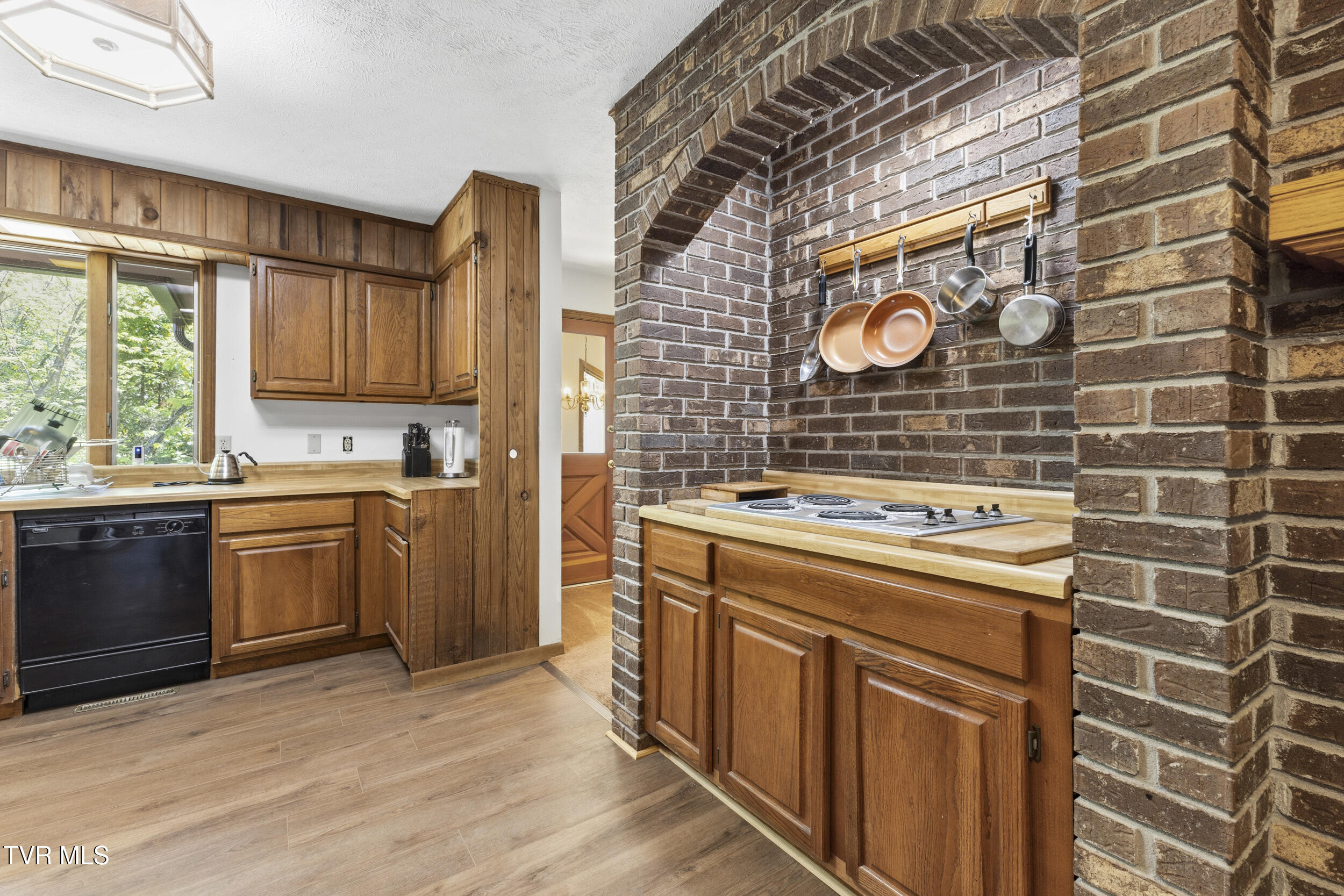 7366 Circle Point Drive
