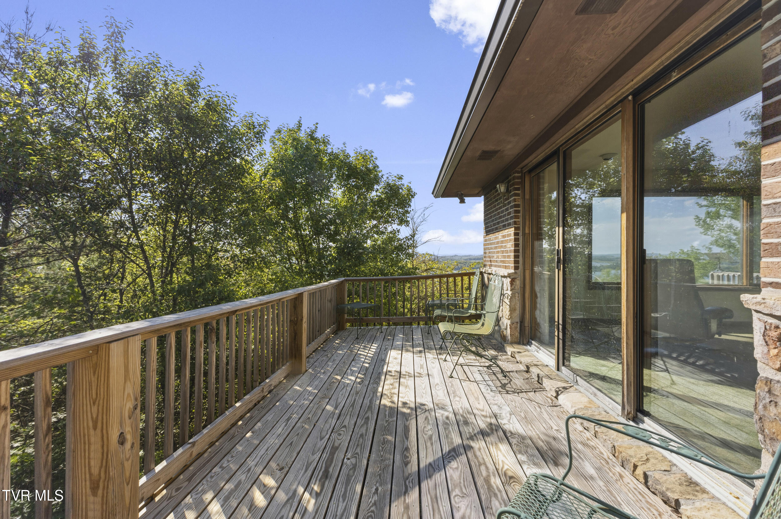 7366 Circle Point Drive