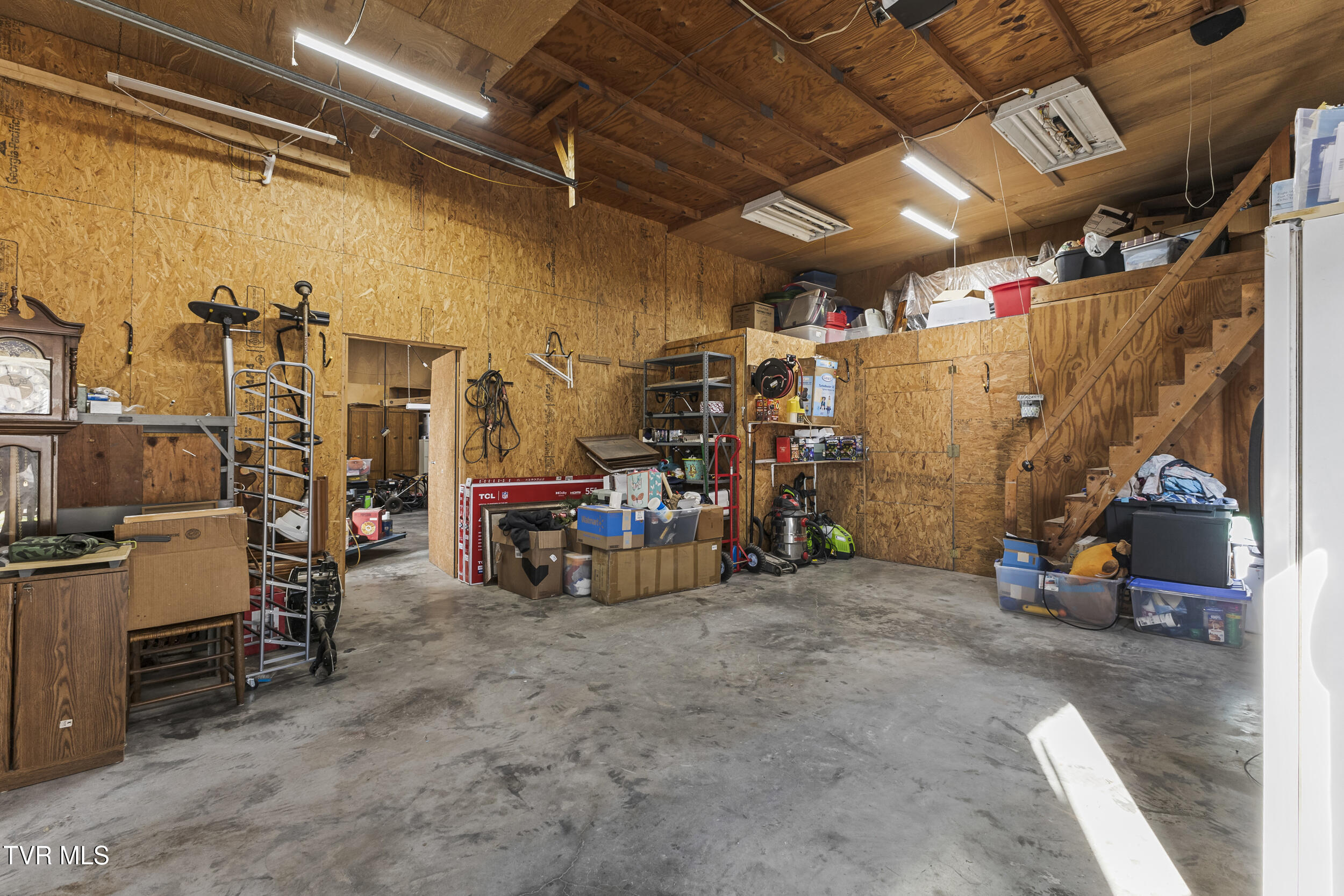125 Island Harbor Lane