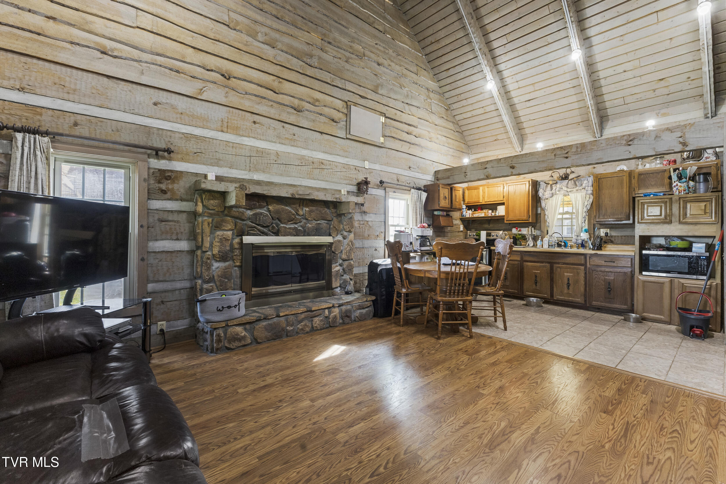 125 Island Harbor Lane