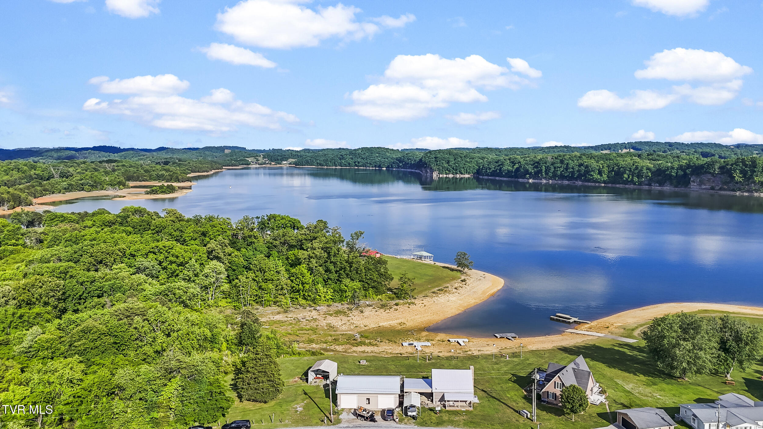125 Island Harbor Lane