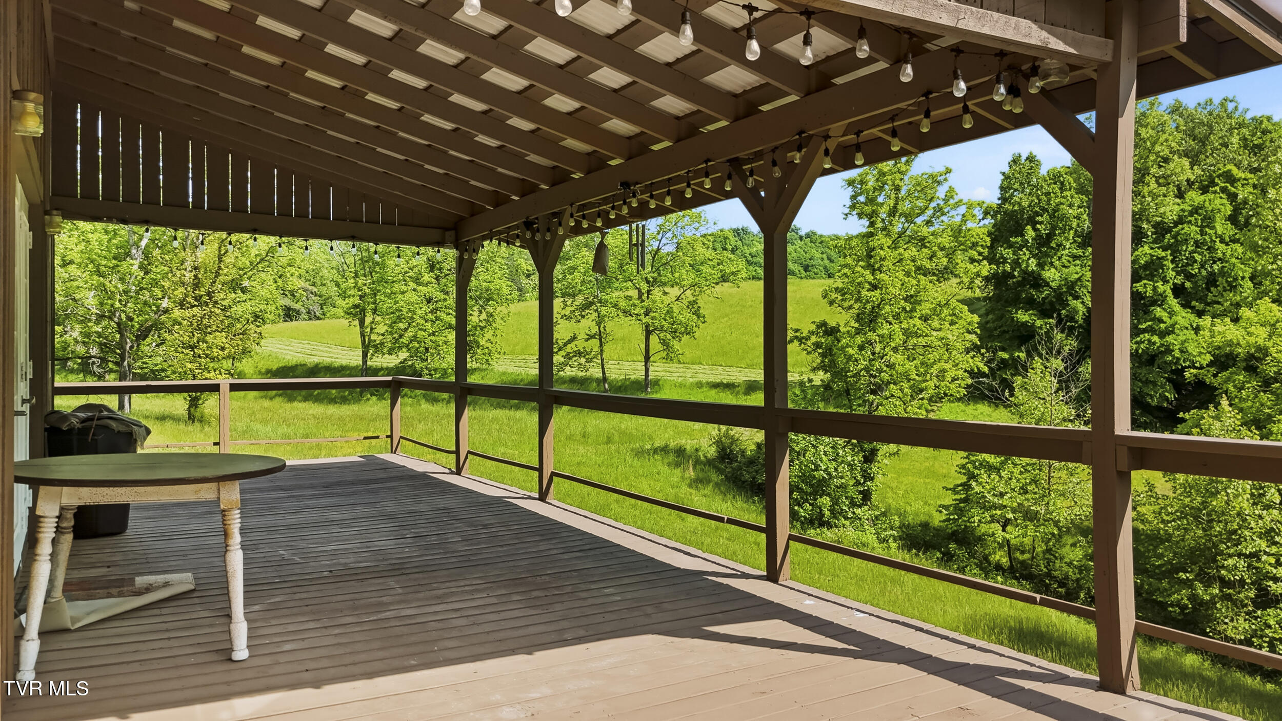 3609 Cave Springs Road