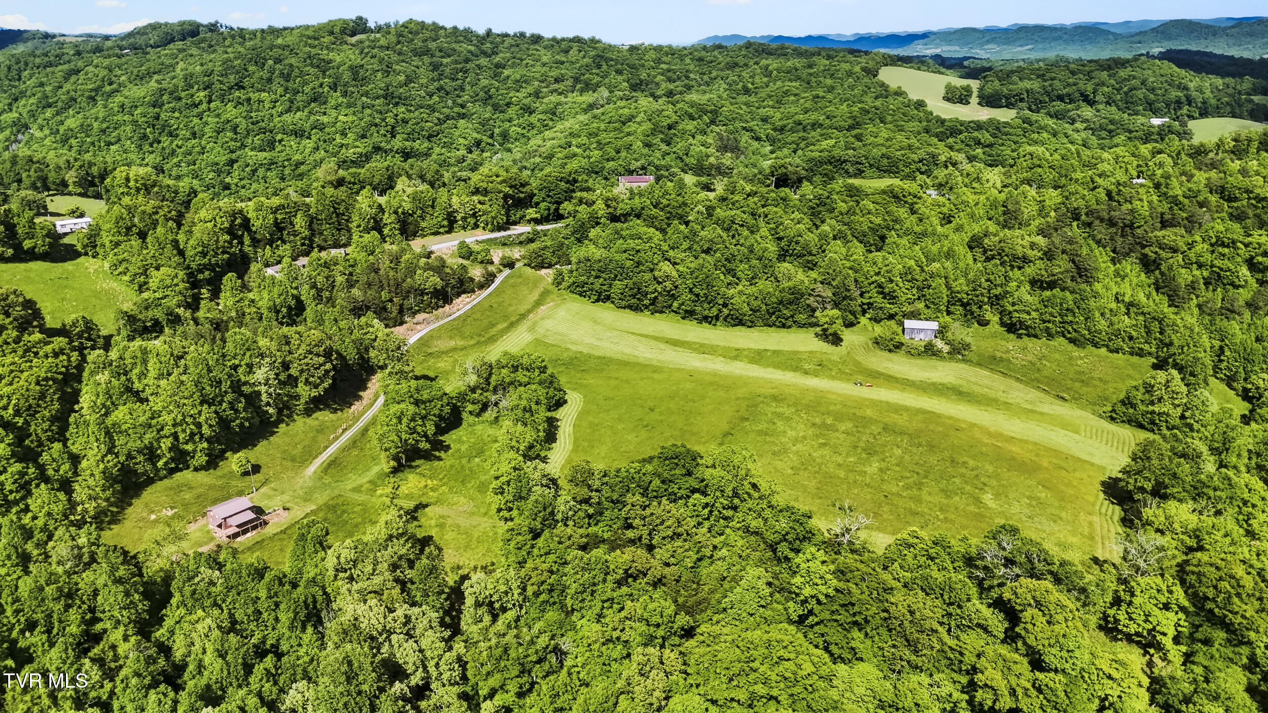 3609 Cave Springs Road